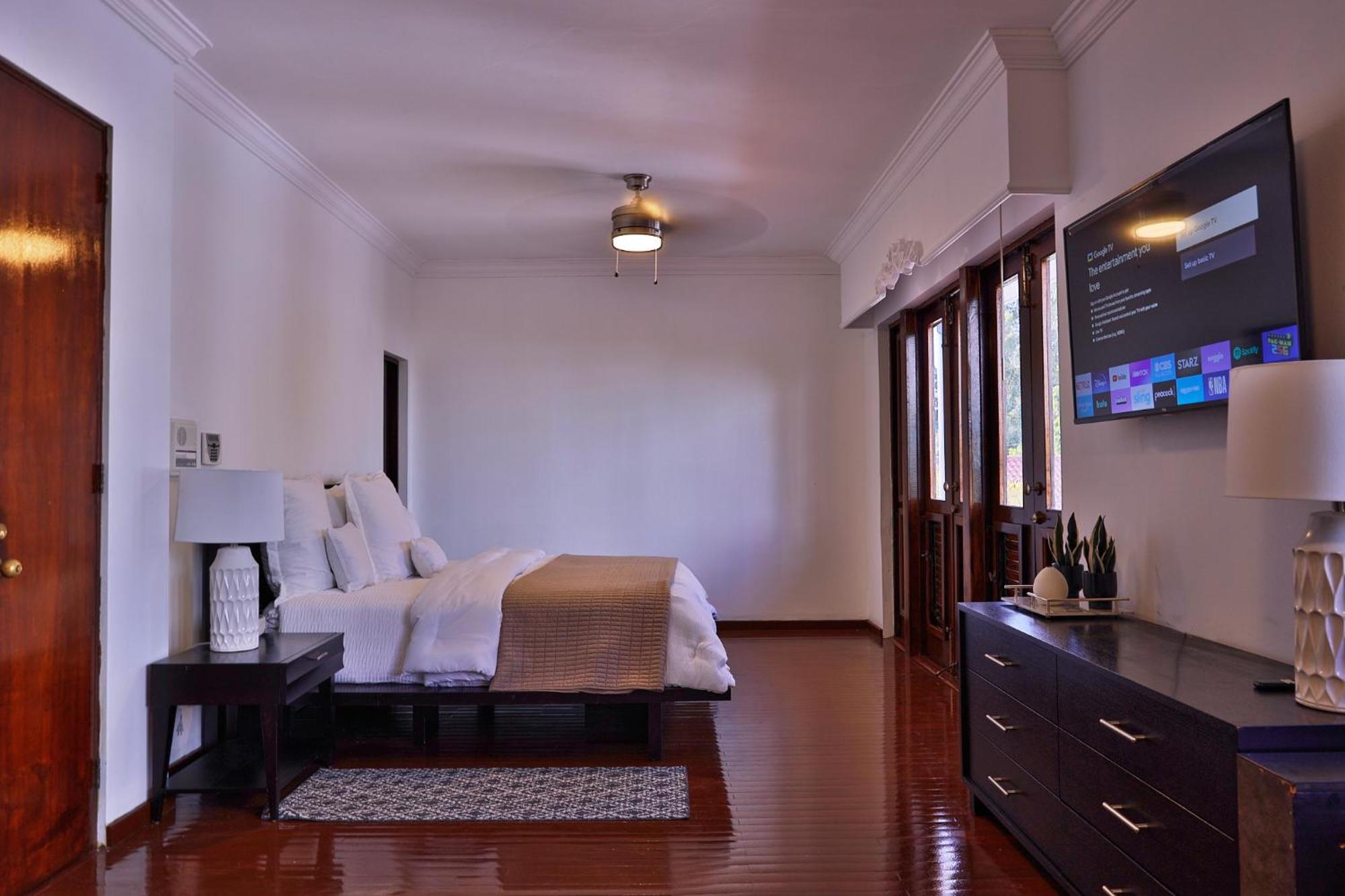 Ola Boutique 4*
