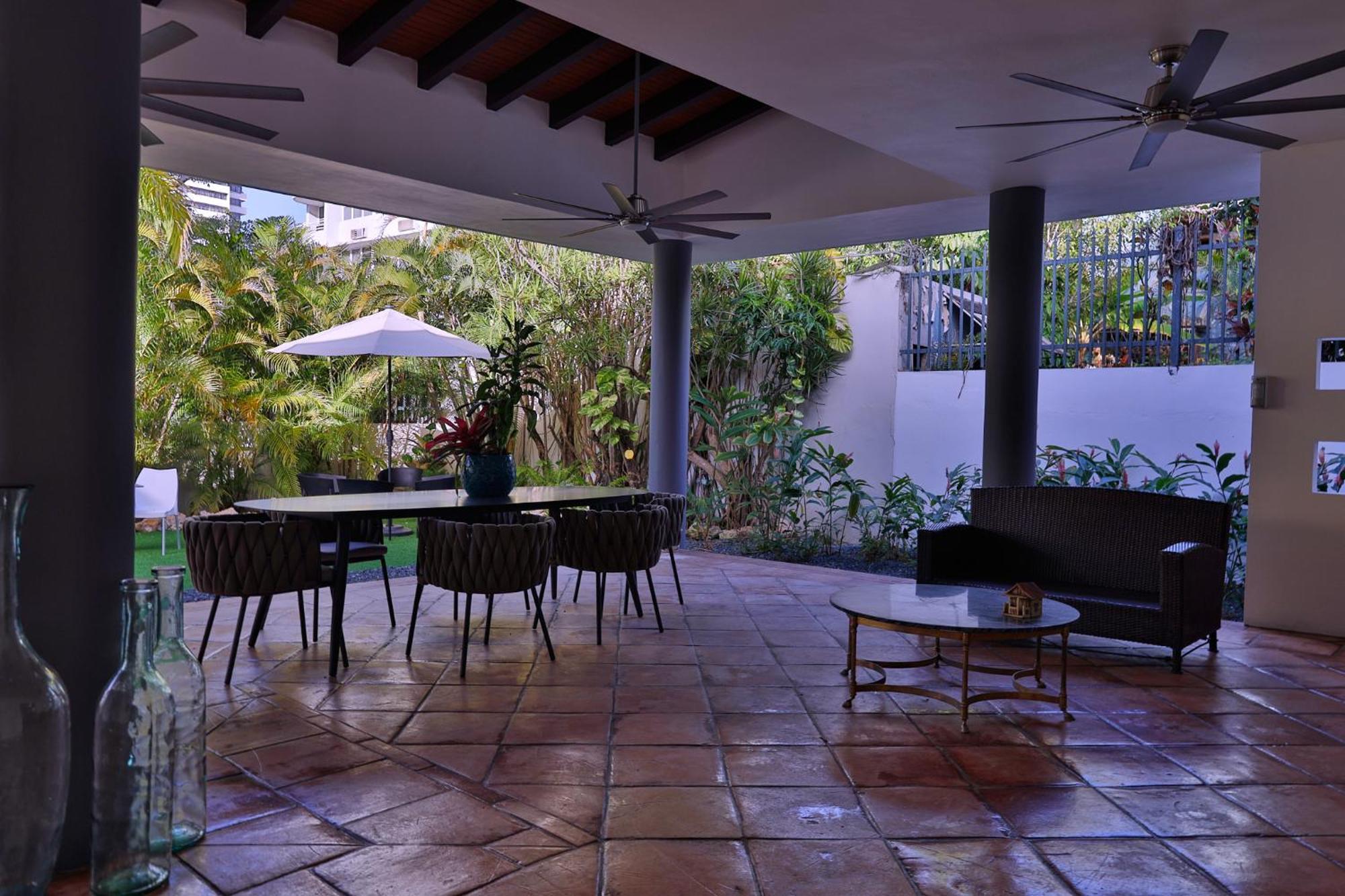 Ola Boutique Hotel