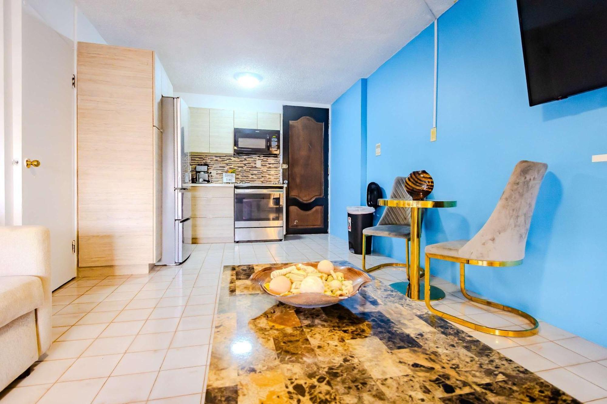 Chic 1br Retreat In Condado *