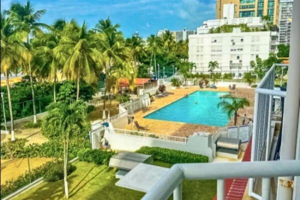 Sunset Paradise Cozy Beachfront Escape - Isla Apartment
