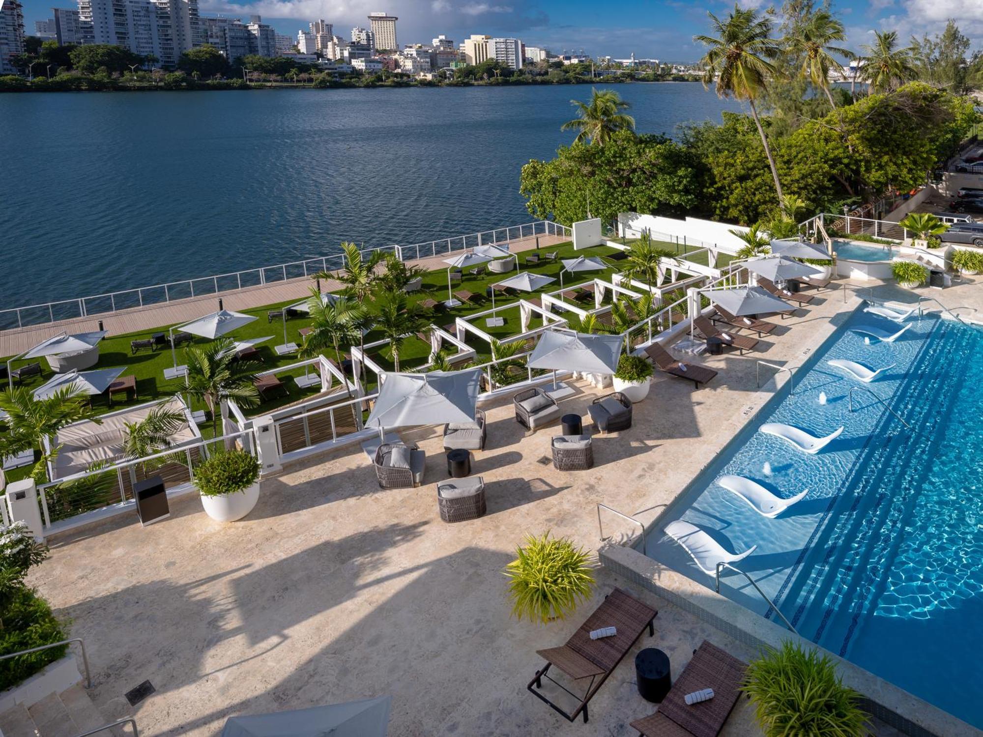 Hilton Garden Condado Hotel