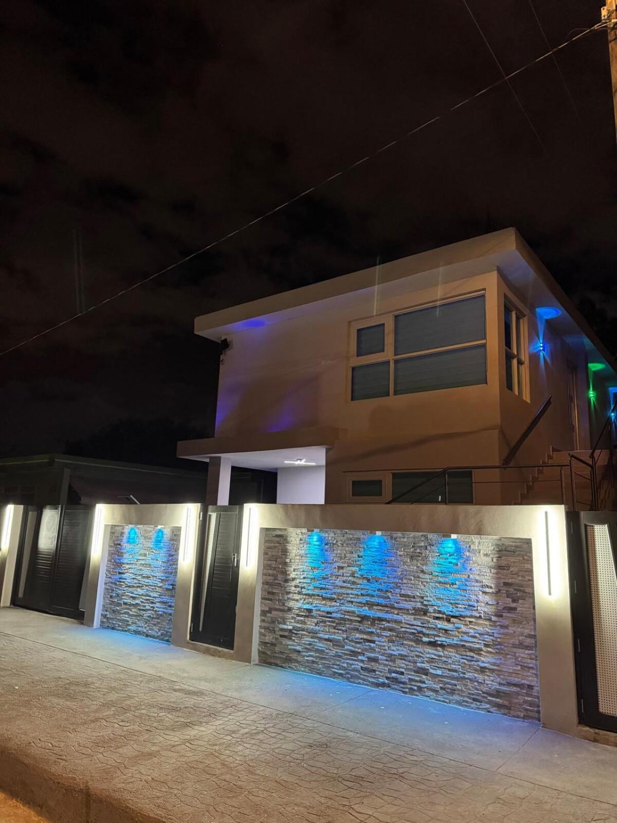 Private Villa, San Juan, Front To Airport, Beach, Place * San Juan