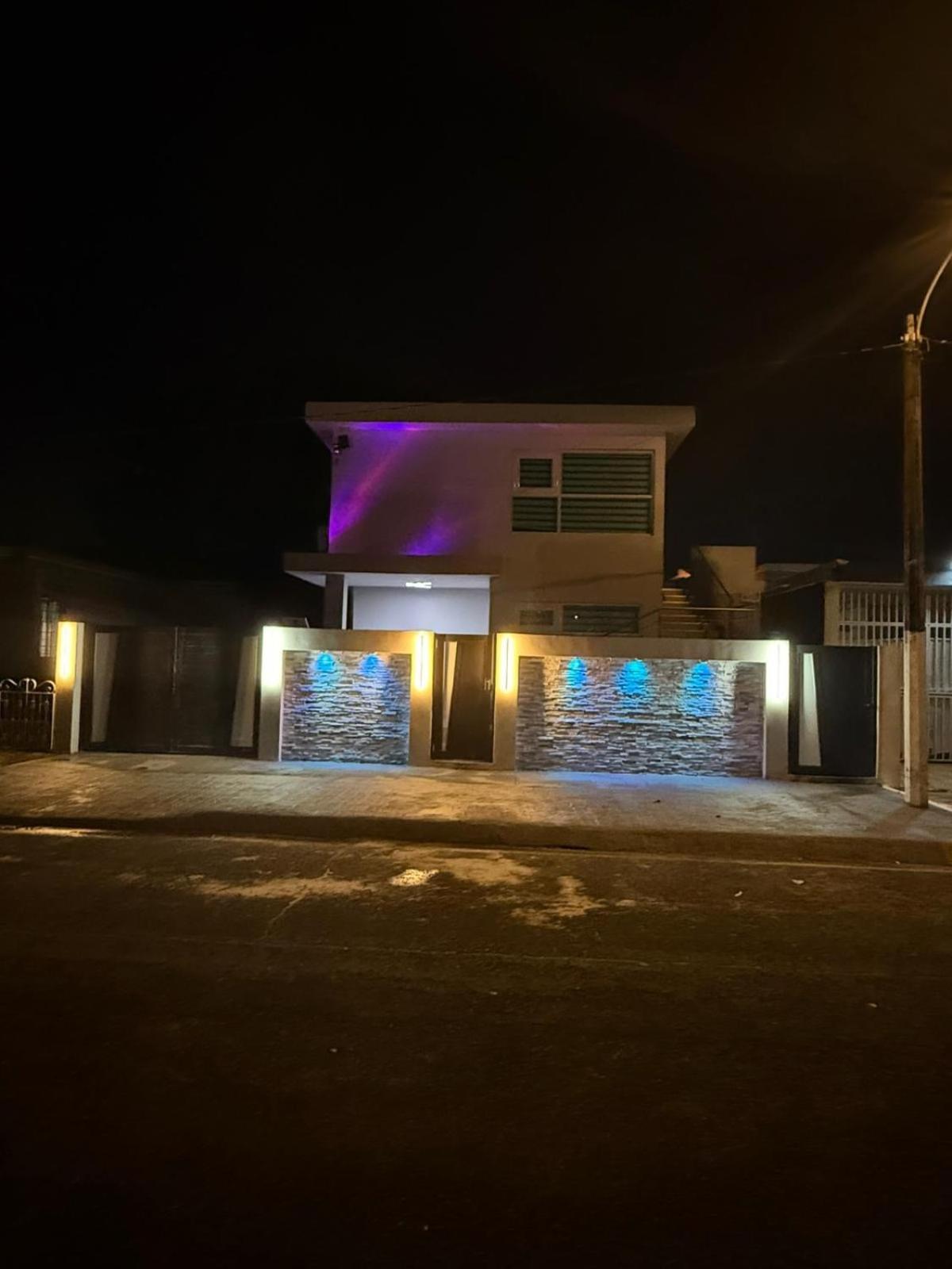 Villa Private Villa, San Juan, Front To Airport, Beach, Place San Juan
