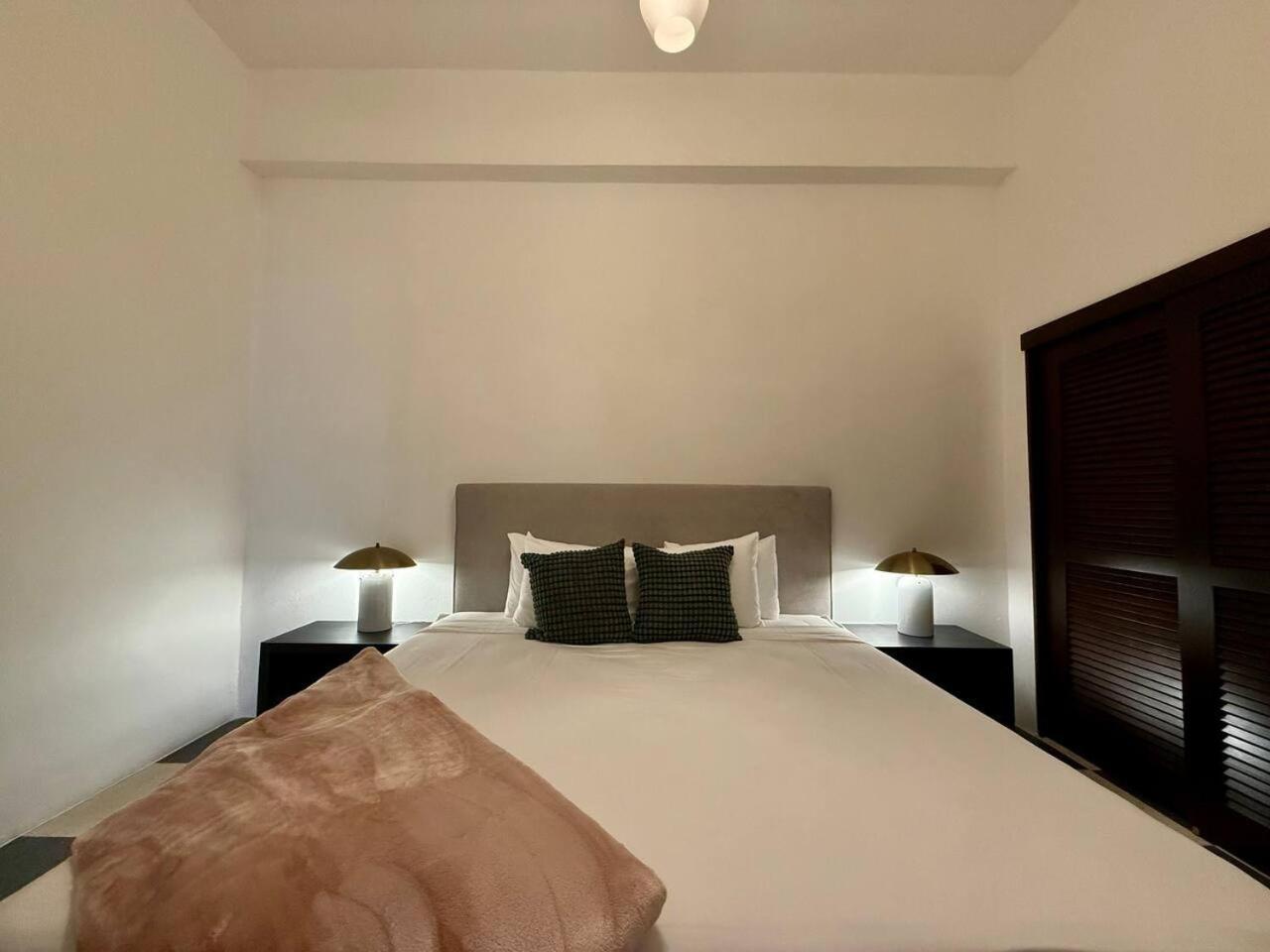 Colonial Charm With Balcony Walk To El Morro & Dining * San Juan
