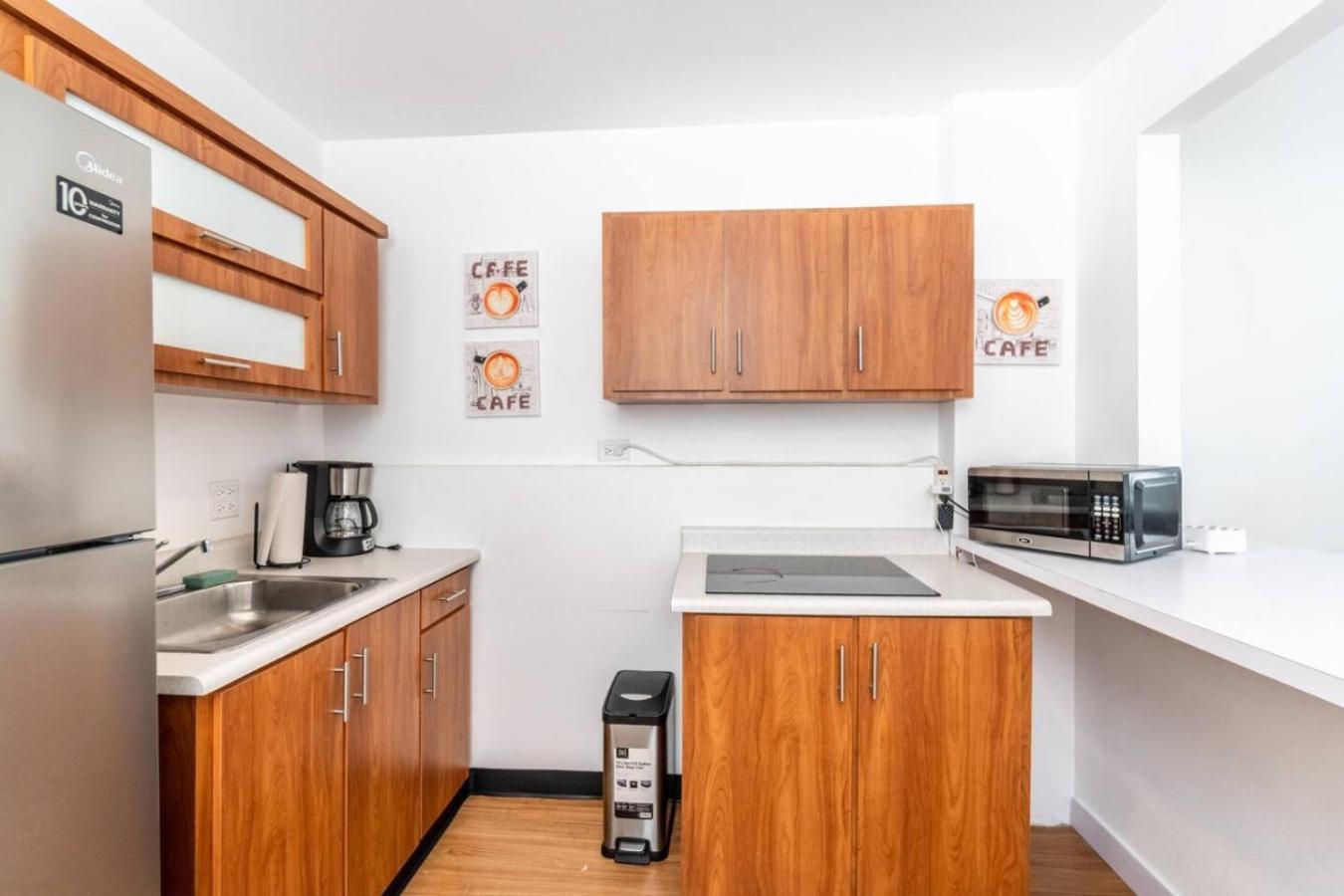 Modern 2-br Apt. In Historic Old Apartment San Juan