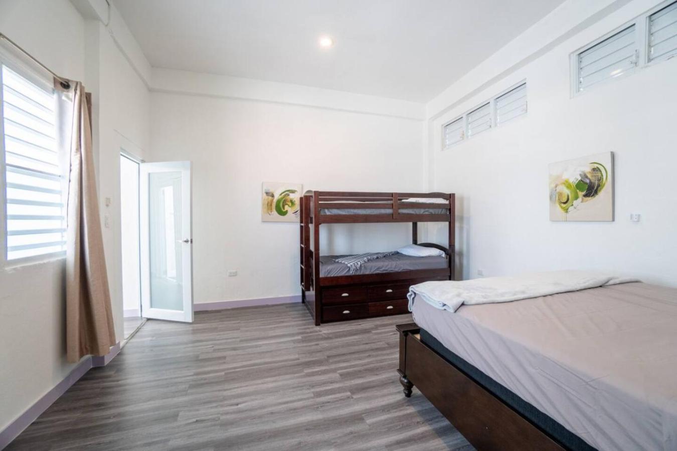 Modern 2 3-bedroom - 10 Guests In Historic Old Apartment San Juan
