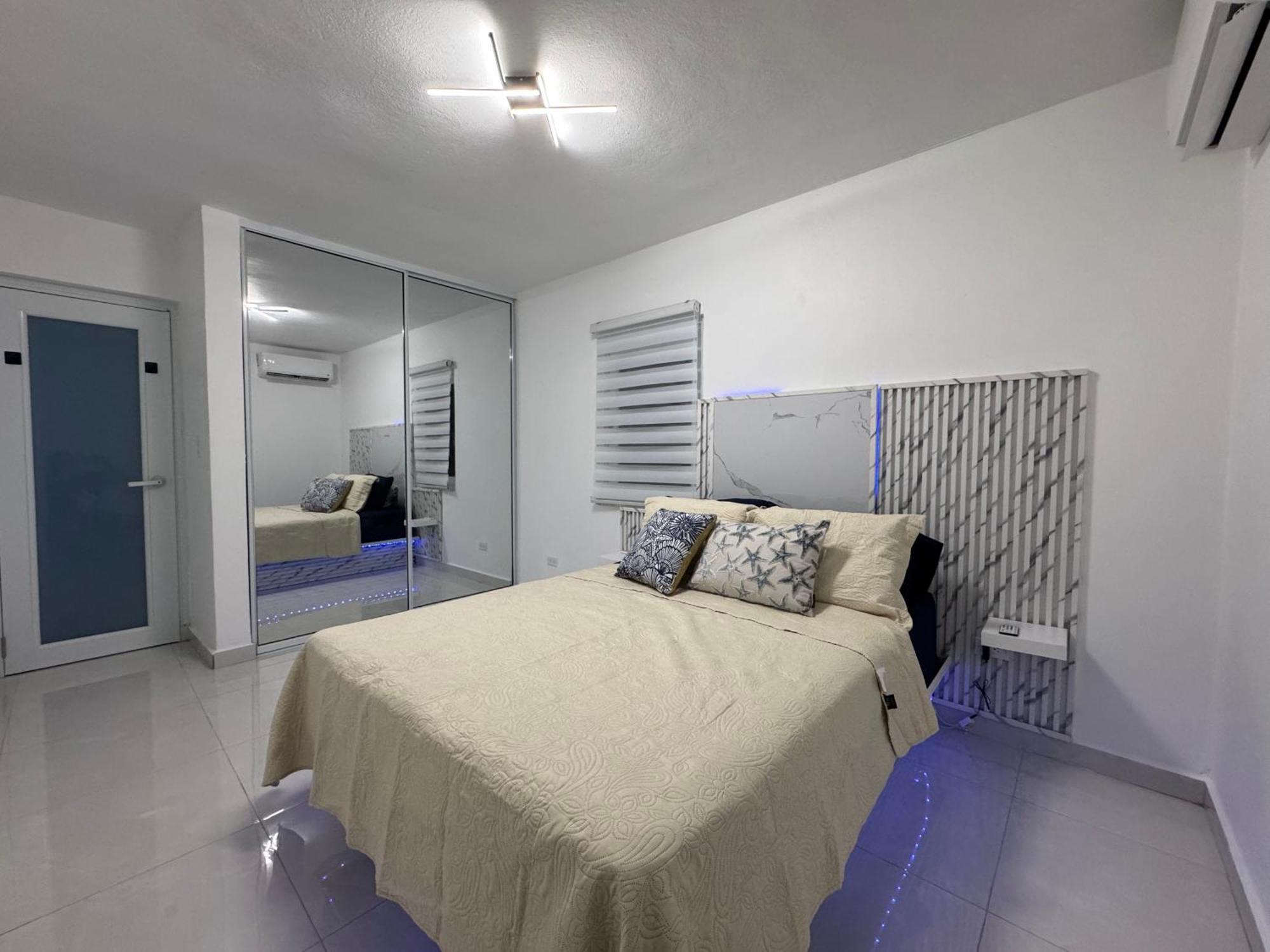 Private Villa, San Juan, Front To Airport, Beach, Place Villa