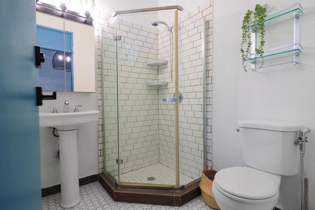 Casa Del Mar Beach Front Oasis Apartment San Juan