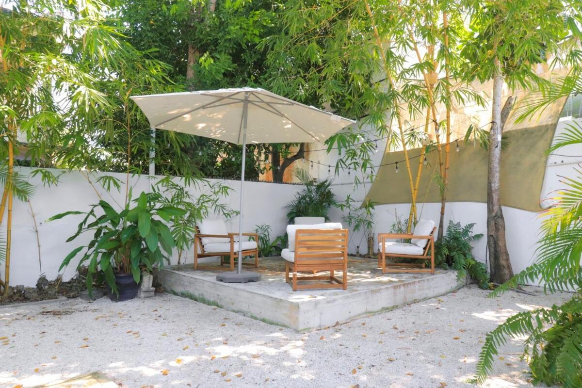 Apartment Casa Del Mar Beach Front Oasis