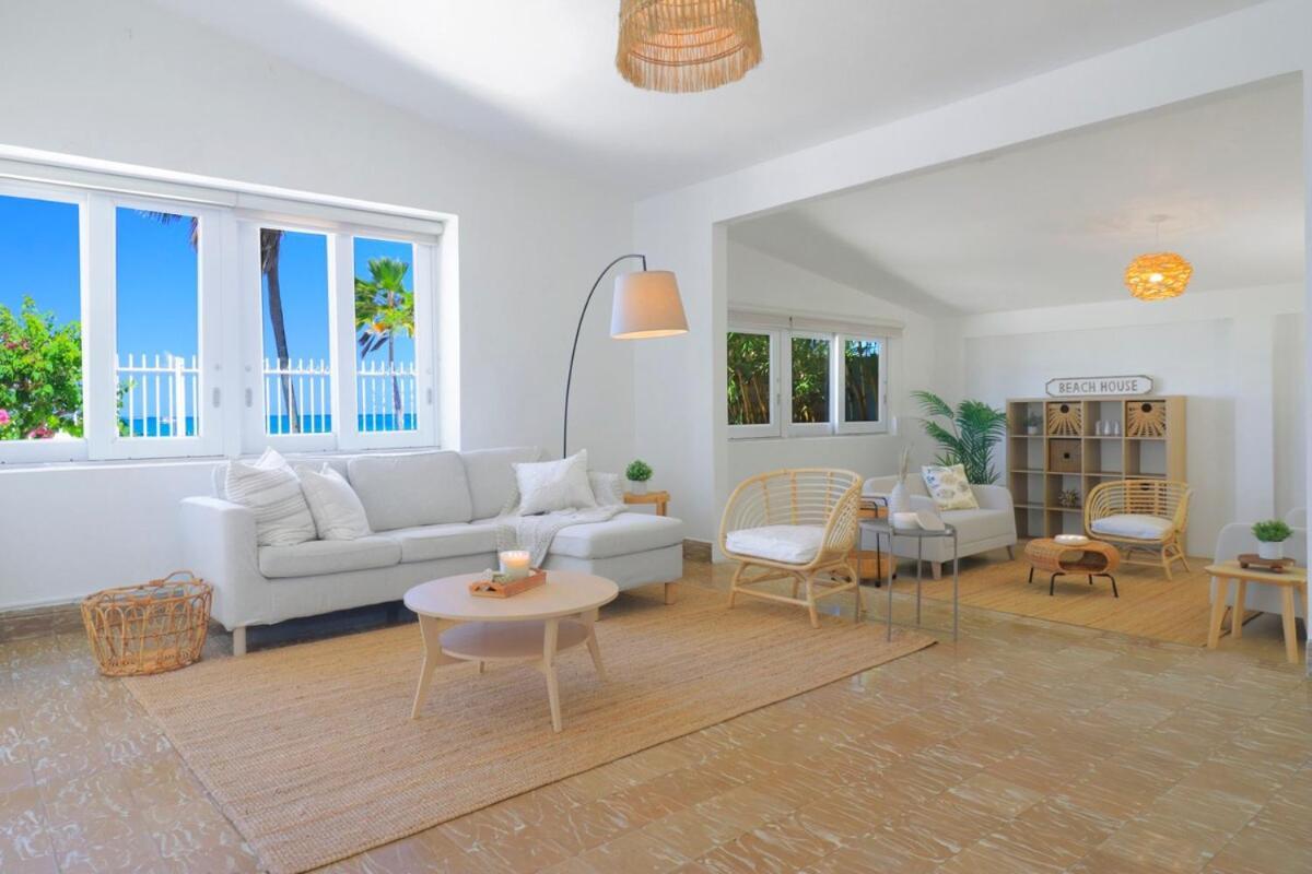Apartment Casa Del Mar Beach Front Oasis