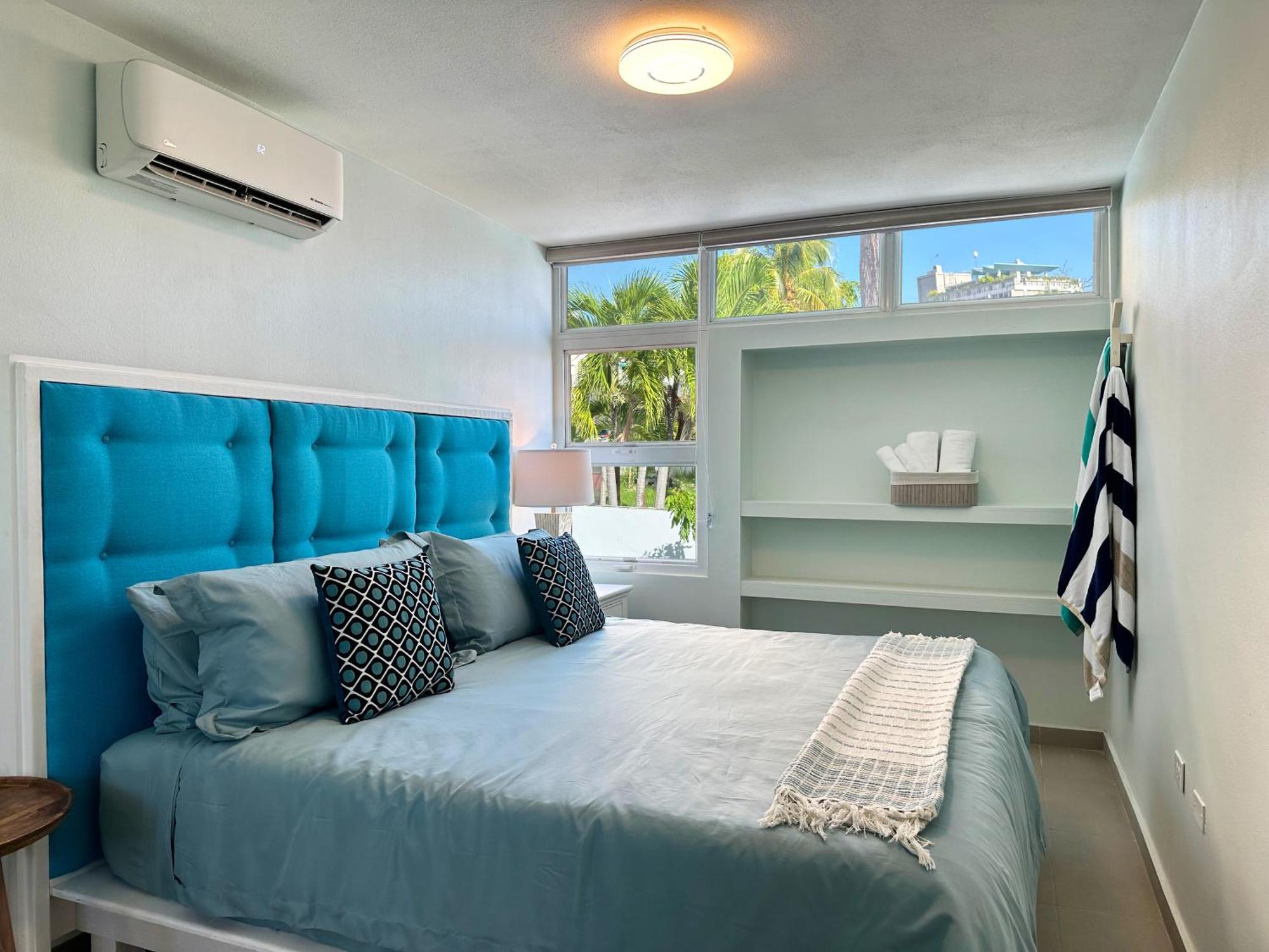 Condado Laguna I 6 Bed 3 Bath Jacuzzi Villa *