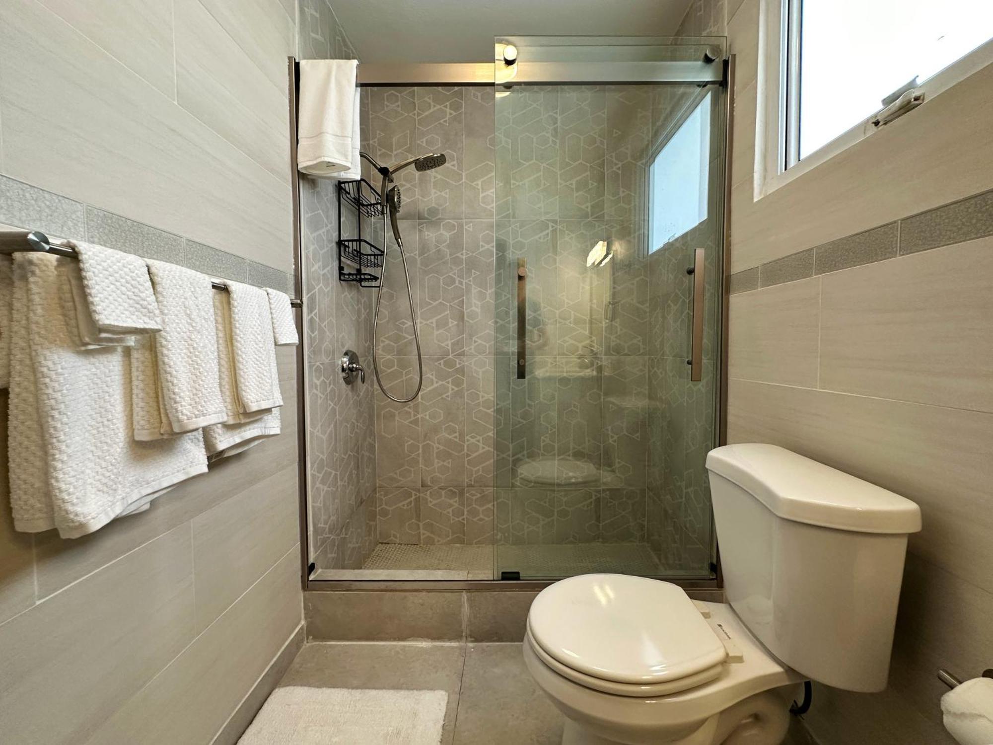 Villa Condado Laguna I 6 Bed 3 Bath Jacuzzi *