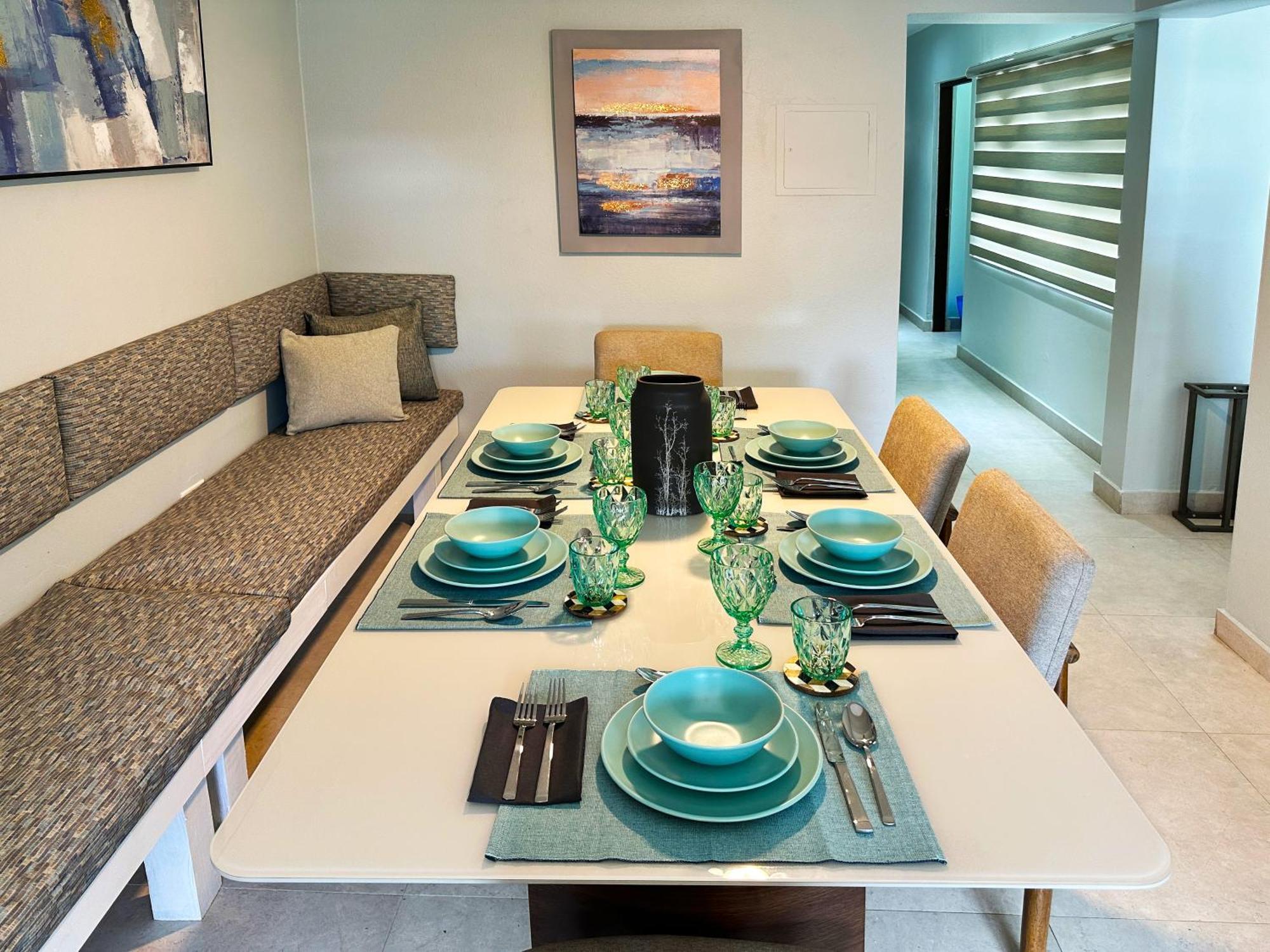 Condado Laguna I 6 Bed 3 Bath Jacuzzi Villa
