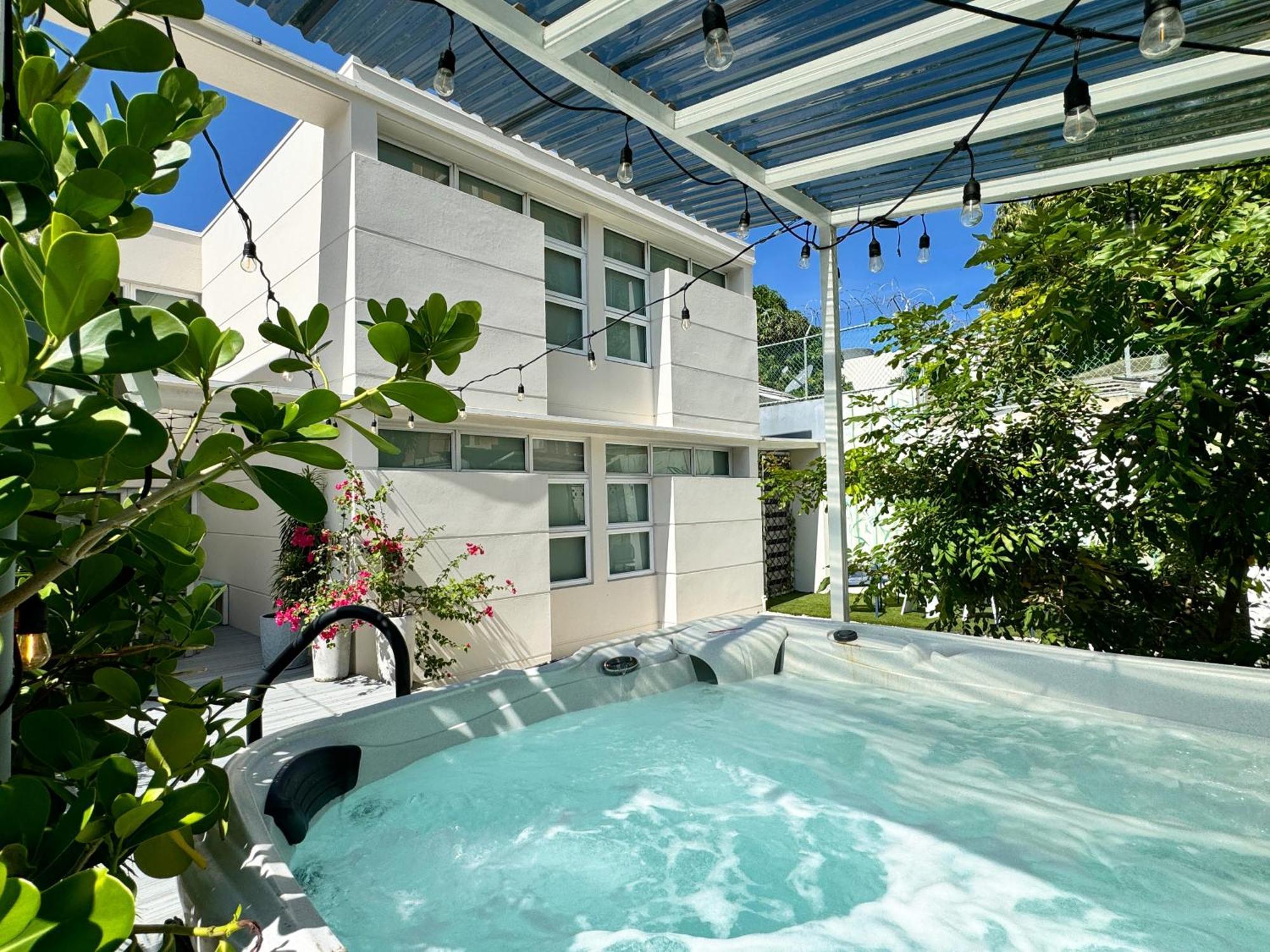 Villa Condado Laguna I 6 Bed 3 Bath Jacuzzi
