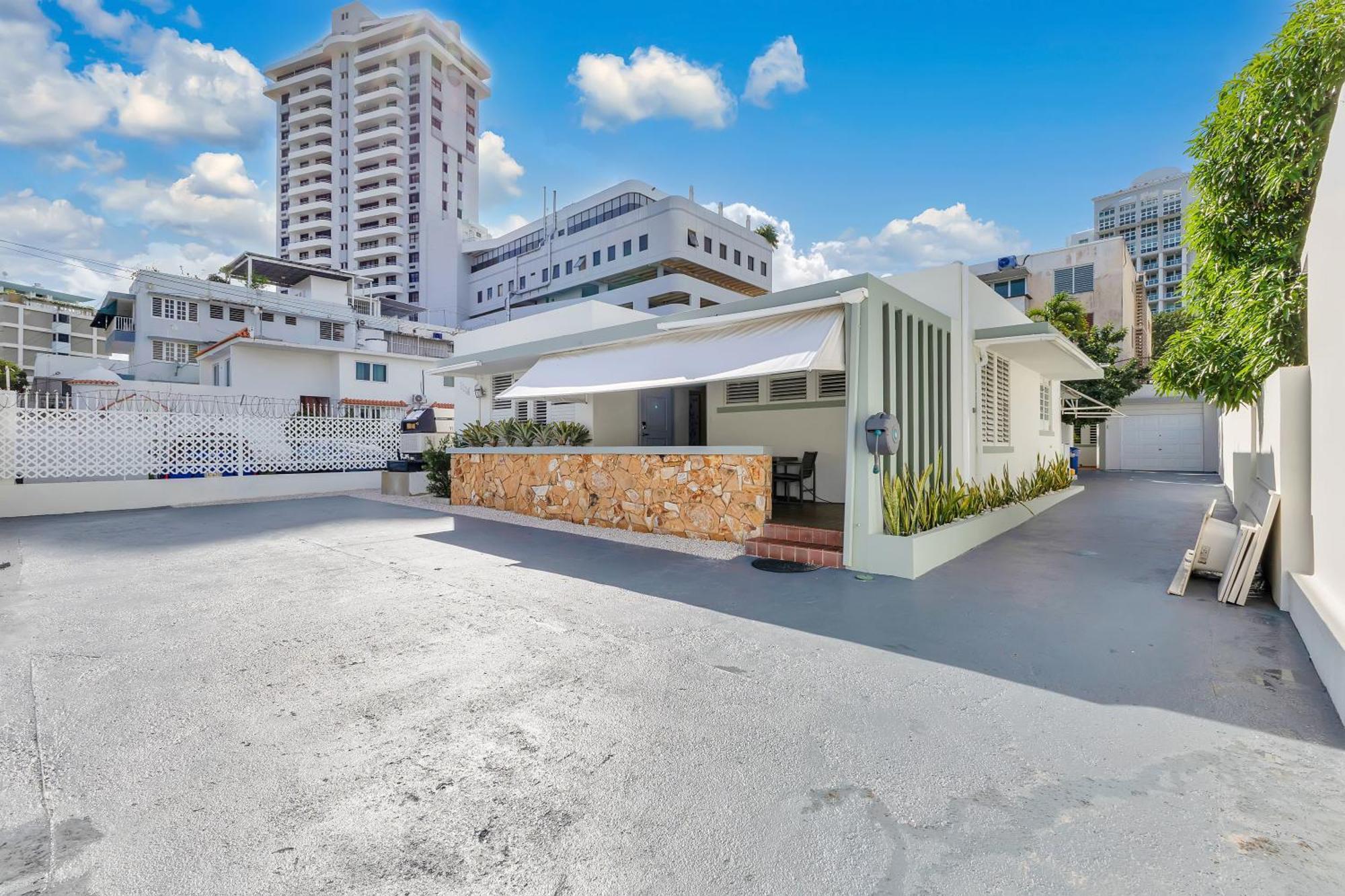 Villa Condado 4 Bed 3 Bath Sleeps 8 Jacuzzi & Free Parking San Juan