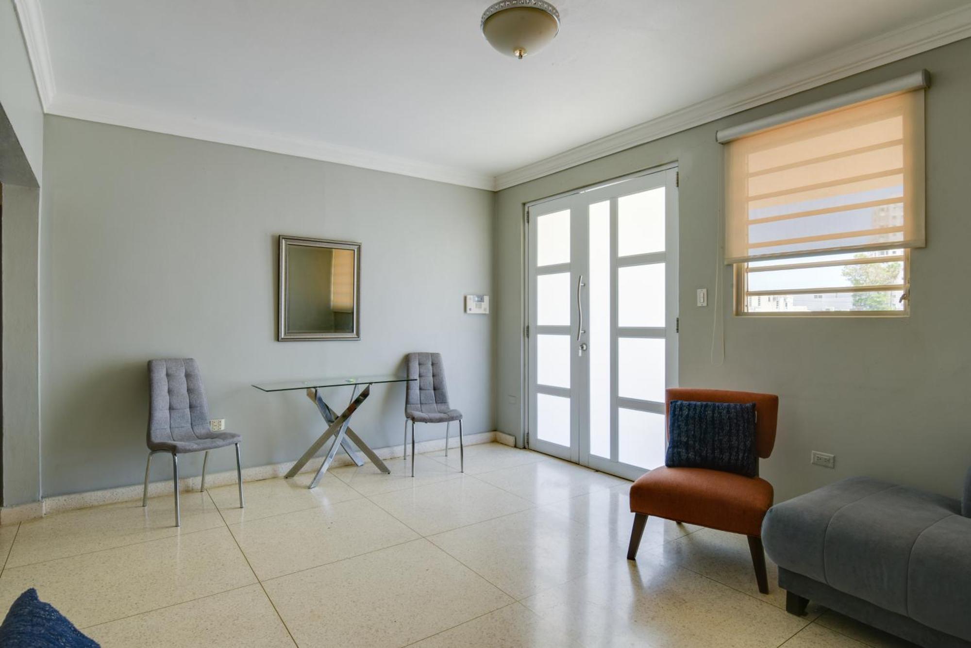 House Near With Private Pool And Deck! Holiday home *
