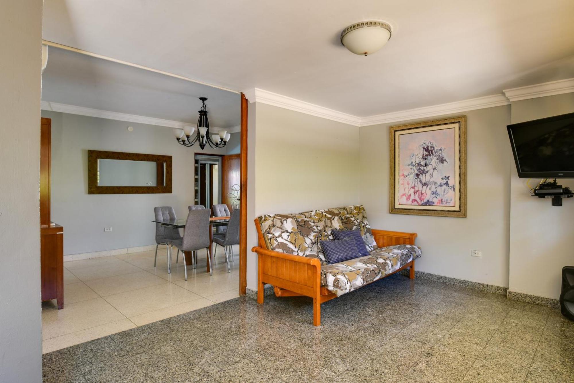 House Near With Private Pool And Deck! Holiday home *
