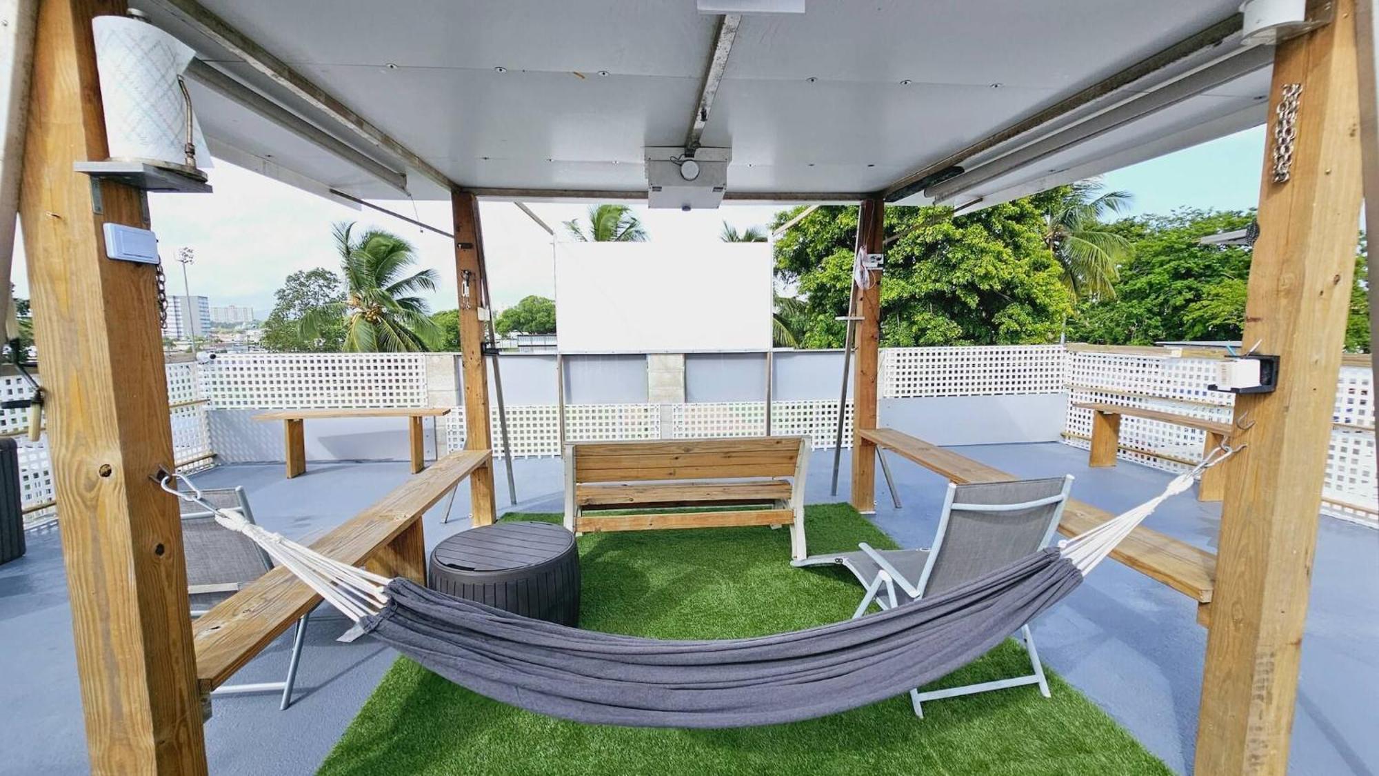 Terrace With Jacuzzi Modern 2 * San Juan