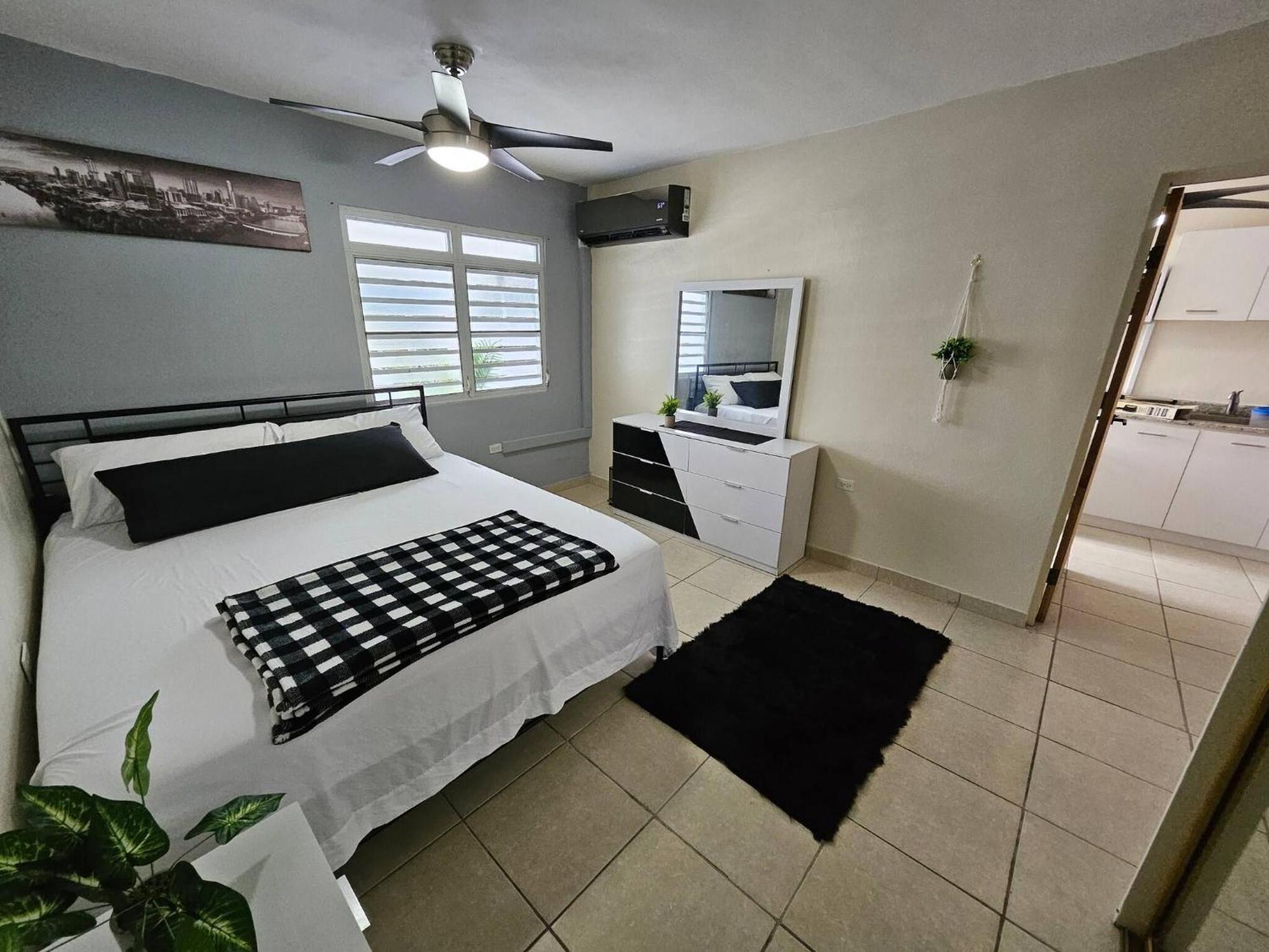 Terrace With Jacuzzi Modern 2
