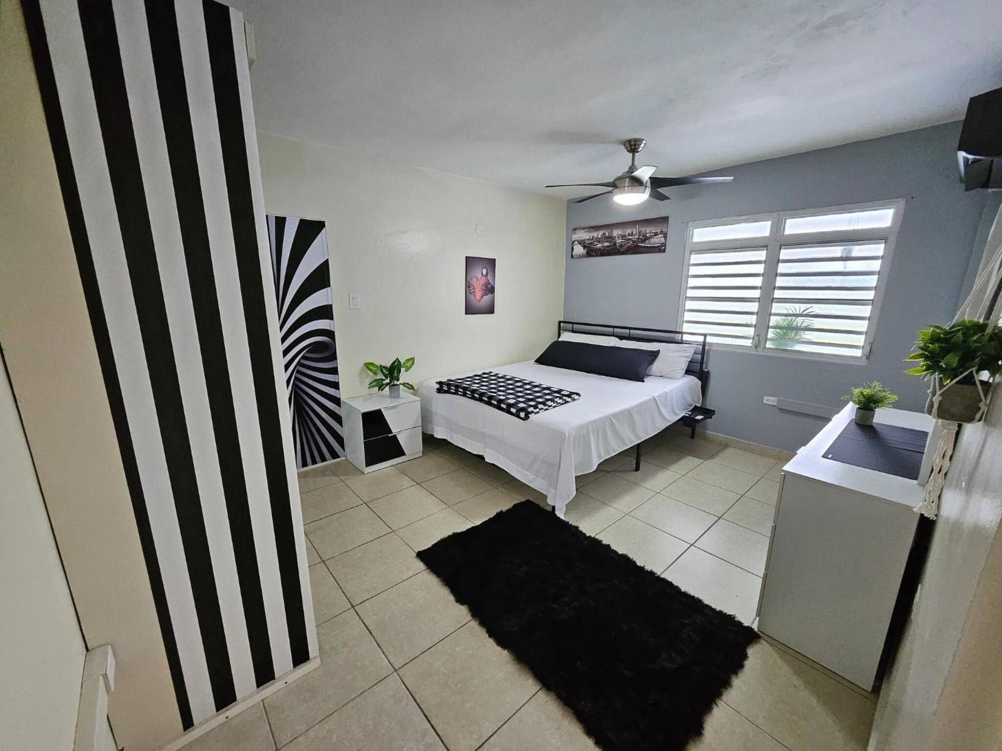 Terrace With Jacuzzi Modern 2 *