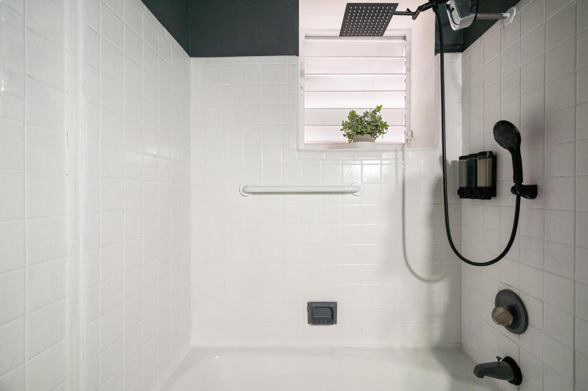 San Juan Apartment *