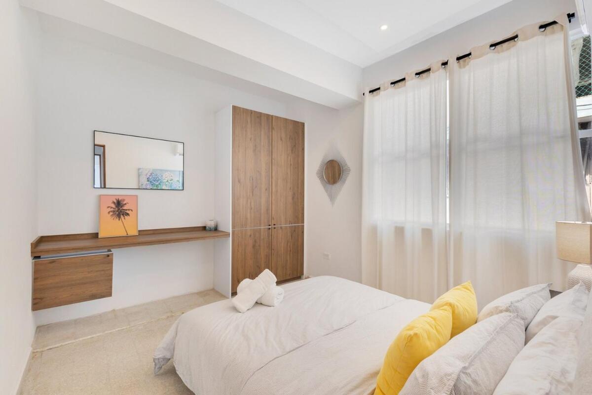 Apartment New! Modern 3Br Near Beach & Nightlife