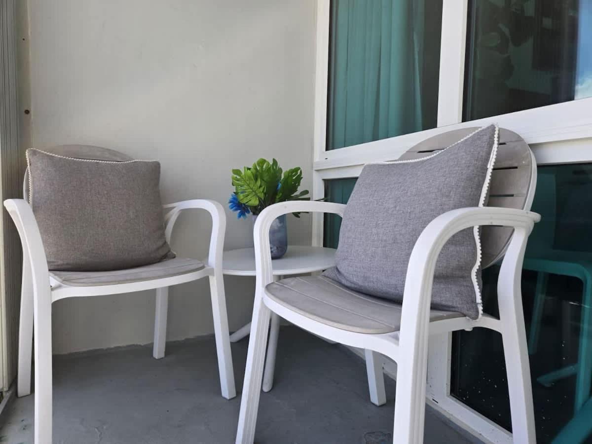 Steps From The - Dining & Nightlife Nearby Apartment San Juan