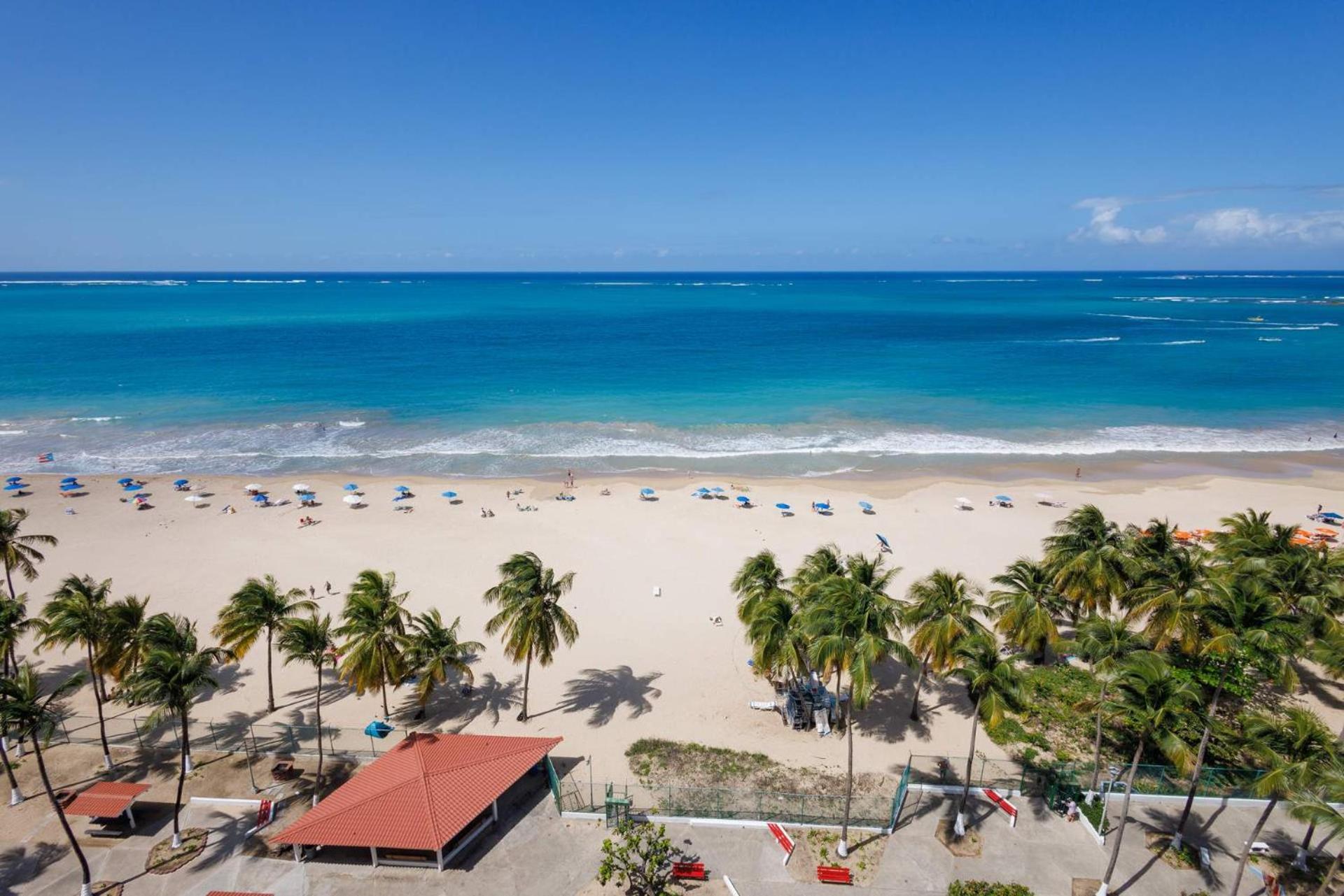 Apartment Steps From Foxwoods Casino- Beachfront With Pools San Juan