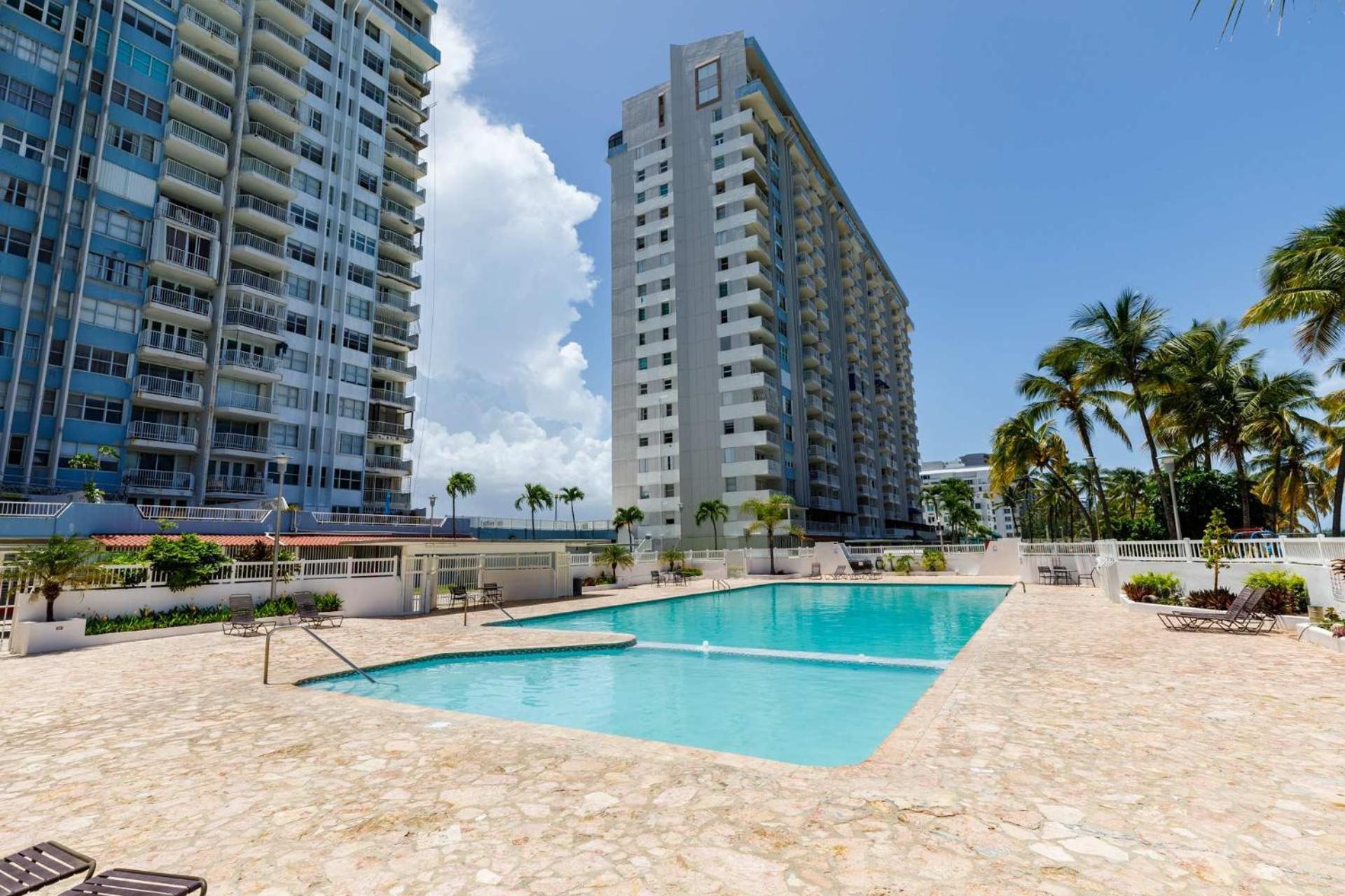 Steps From Foxwoods Casino- Beachfront With Pools *