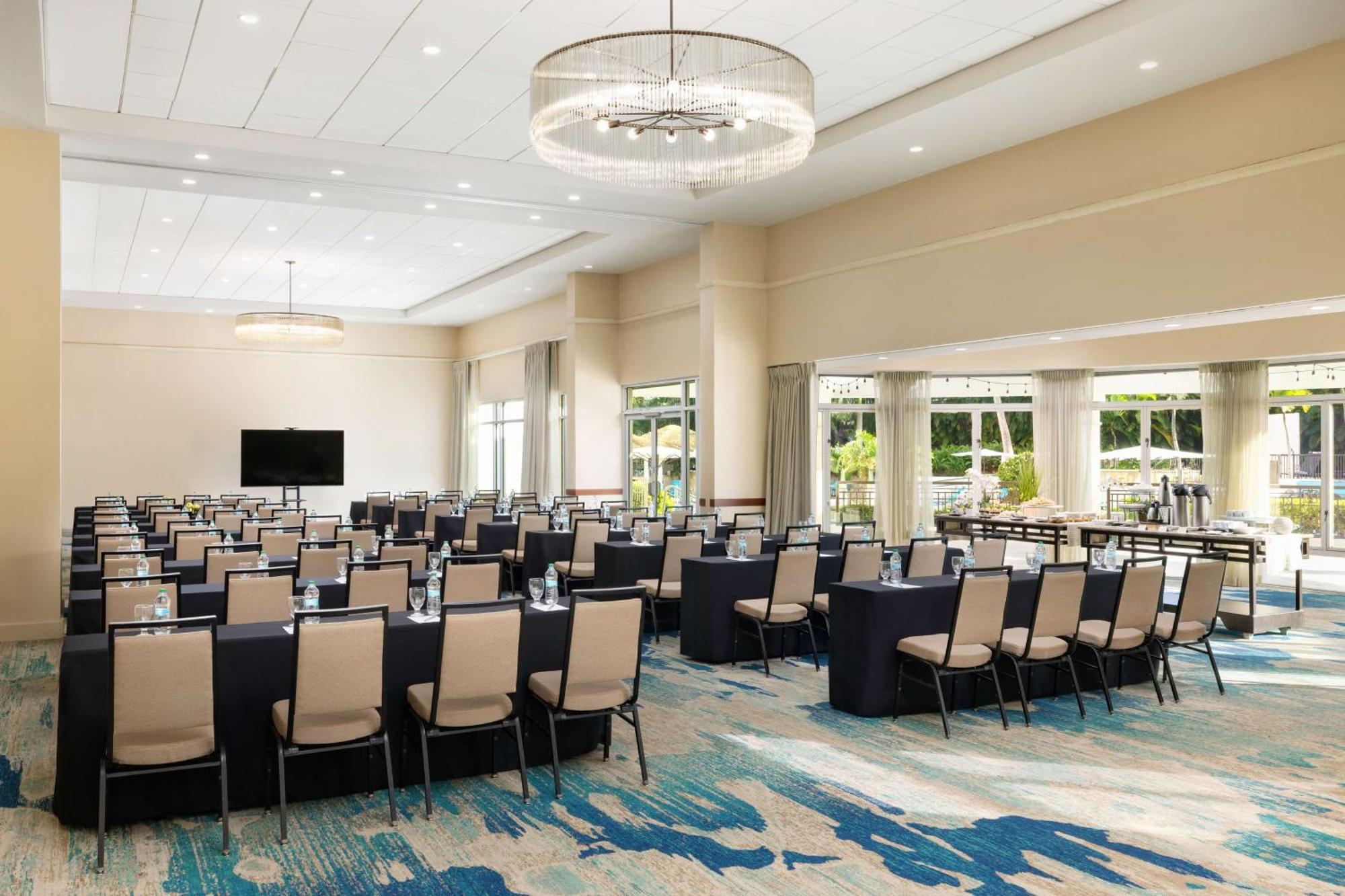 Resort Embassy By Hilton - & Casino San Juan