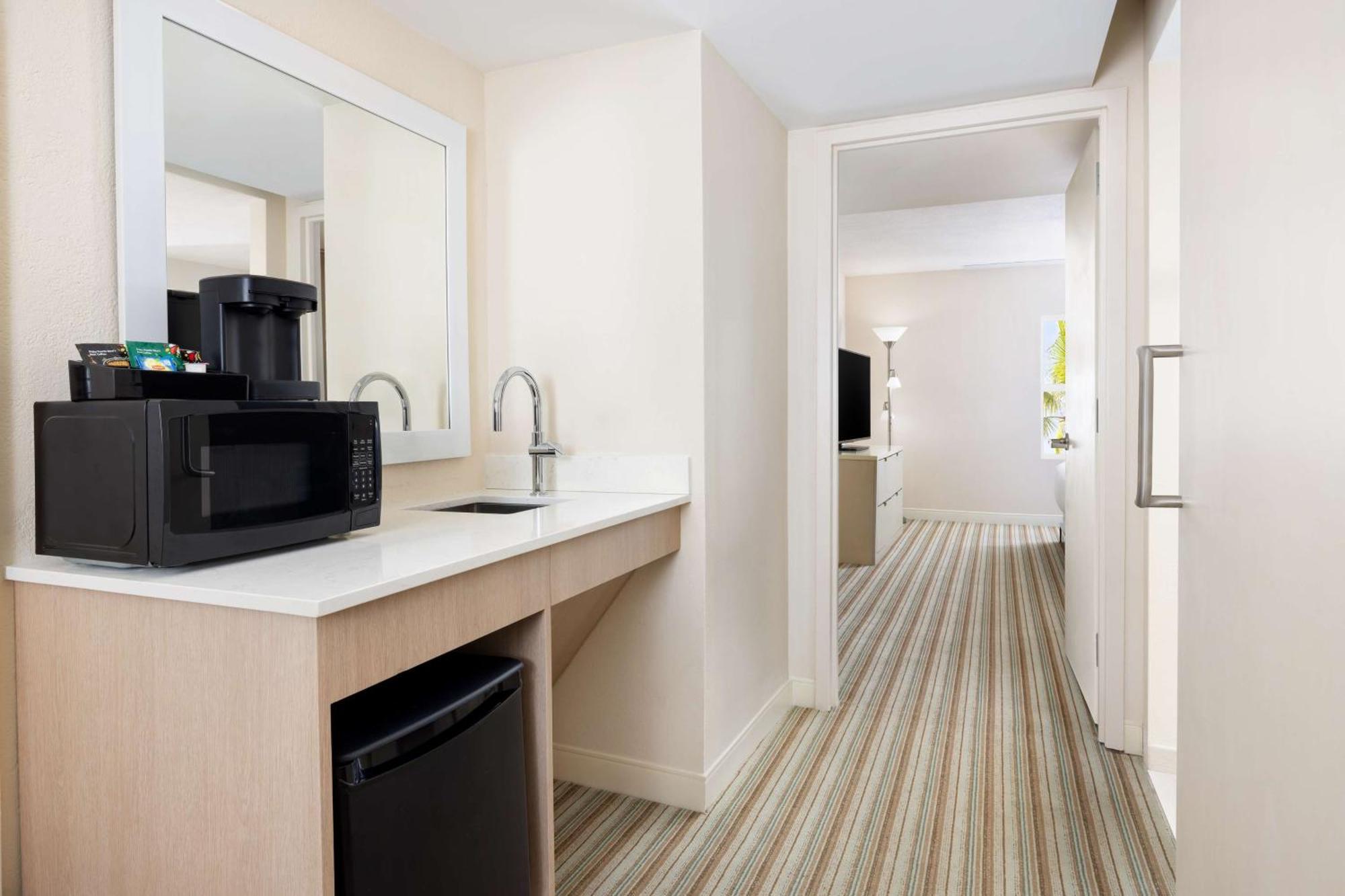 Embassy By Hilton - & Casino San Juan