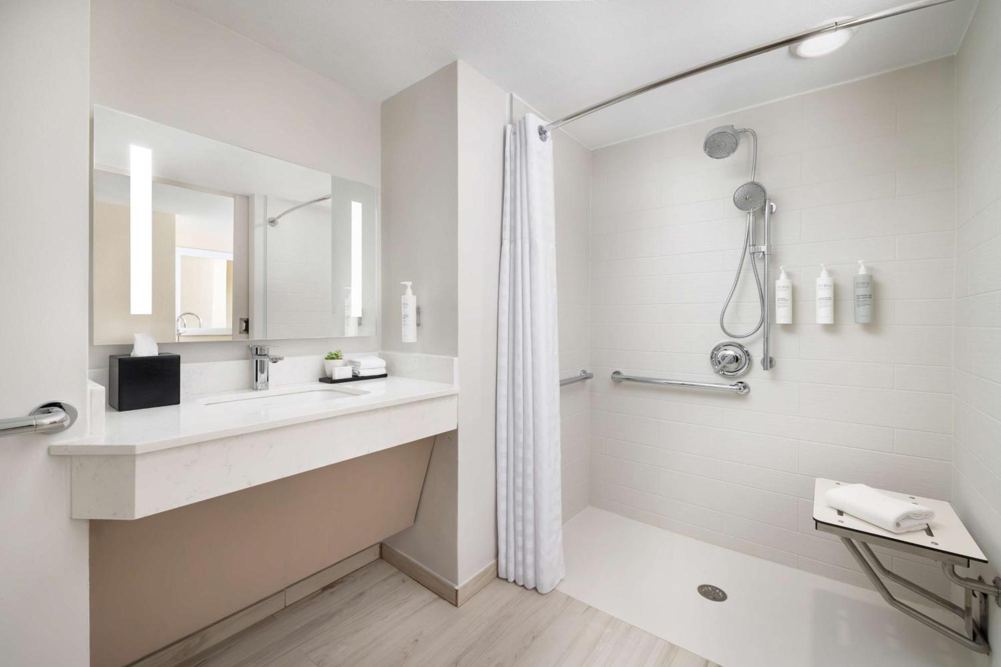 Embassy By Hilton - & Casino 3* San Juan
