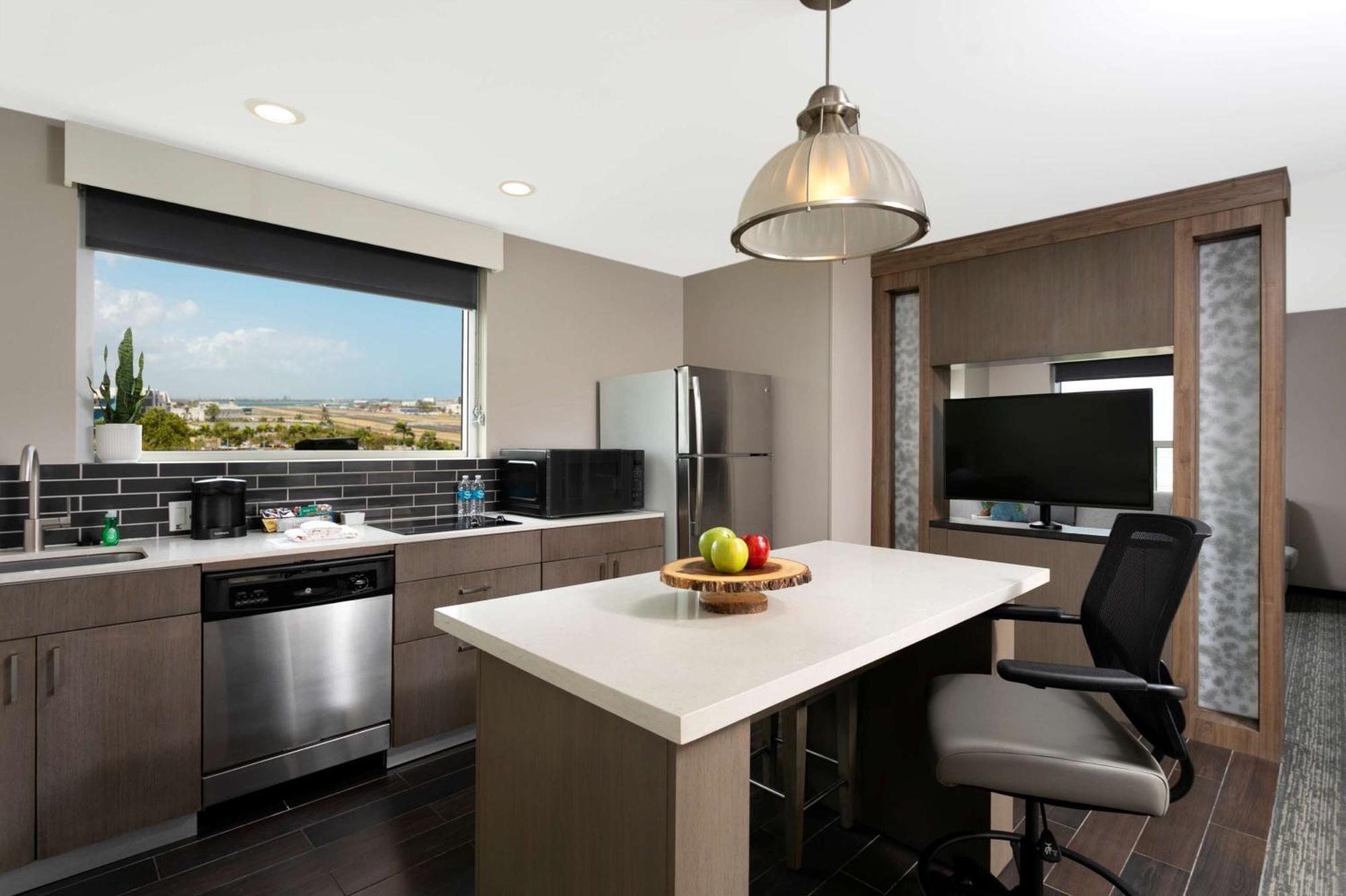 Hyatt House 3*