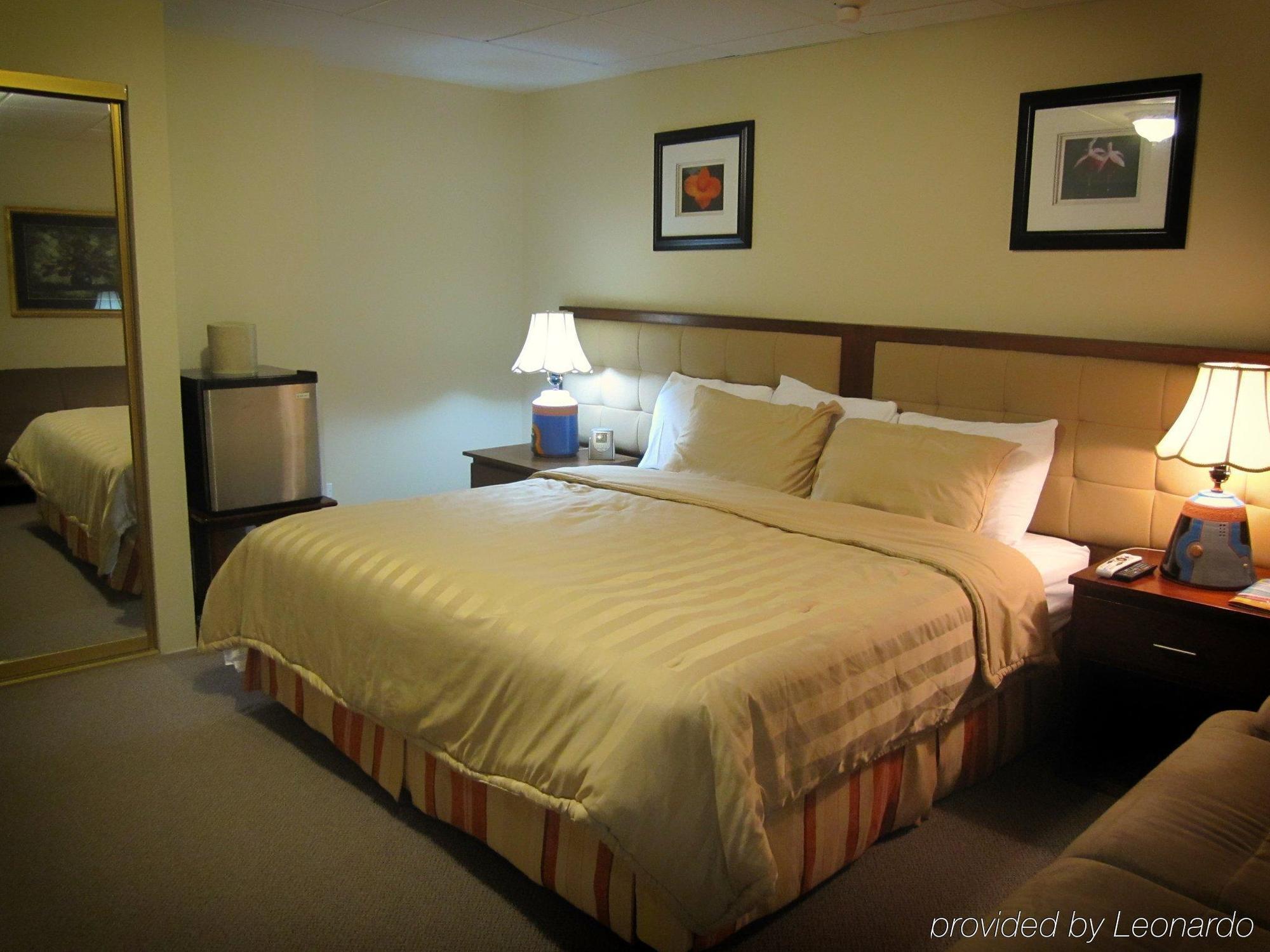 S.j. Hotel 2*