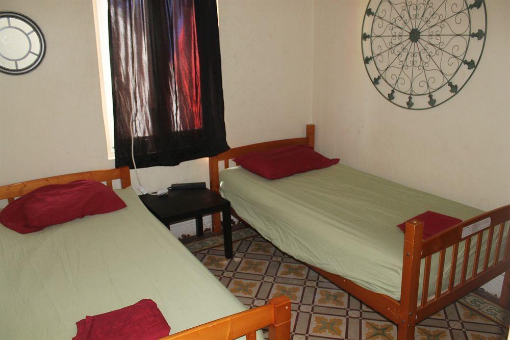 H1 Miramar Hostel