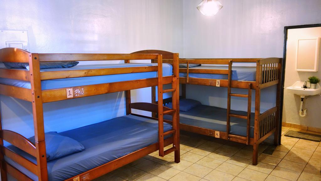 Casa Santurce Hostel *