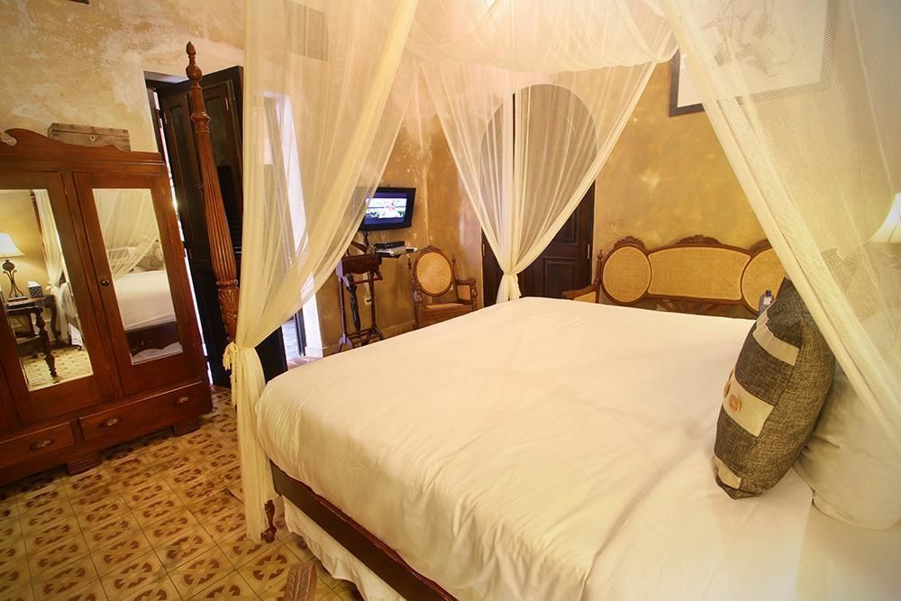 Hotel Herencia 3*
