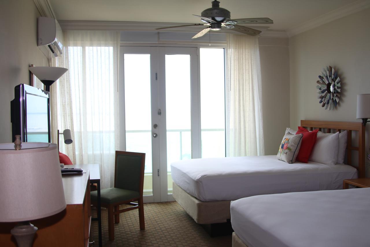 Condado Lagoon Villa Apt 3*