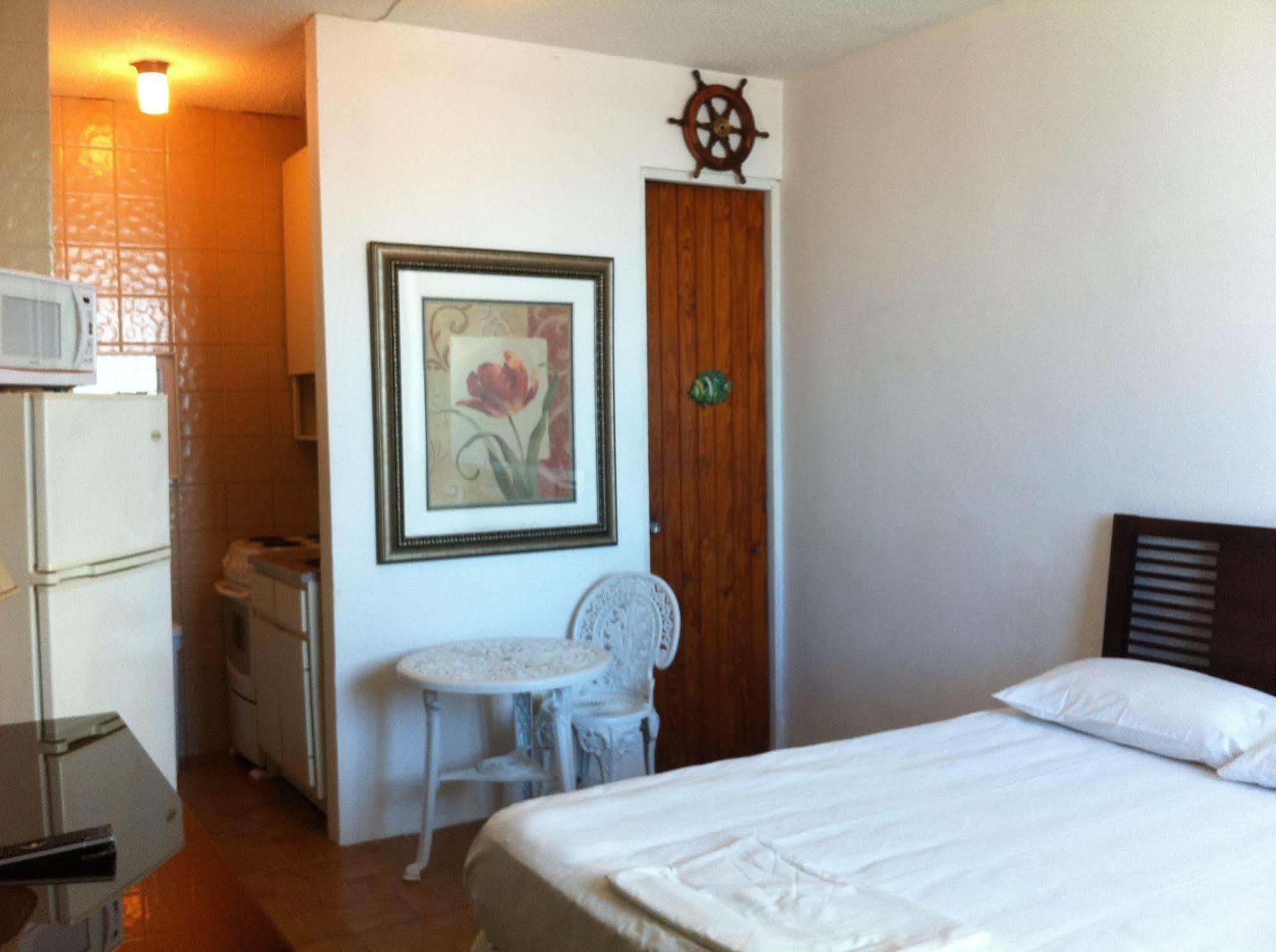 Playamar- Beachfront San Juan
