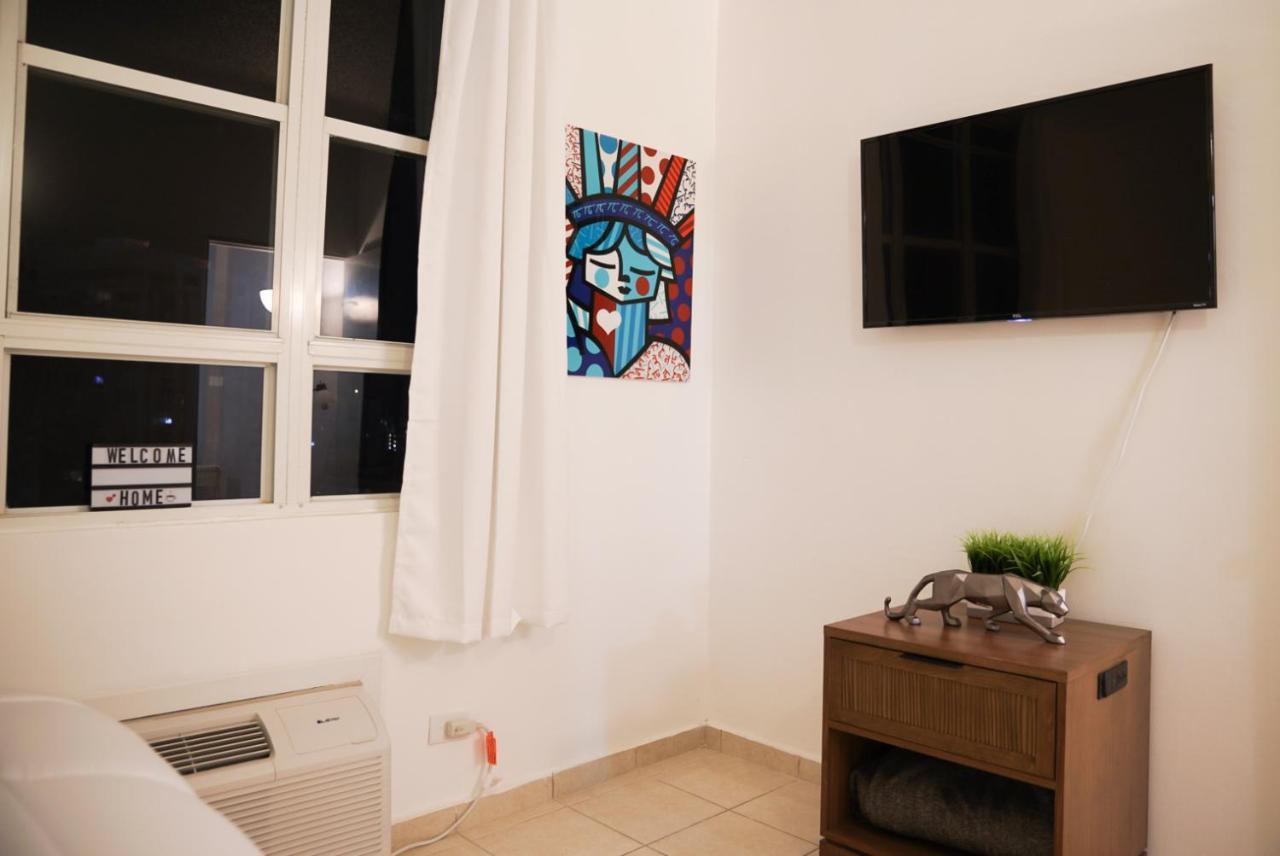 Caribbean Sea View Apartment *