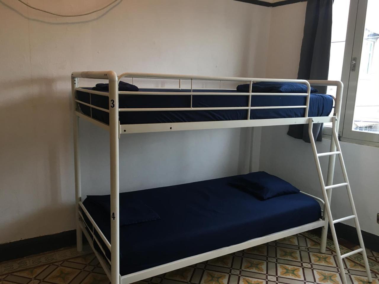 H1 Miramar Hostel *