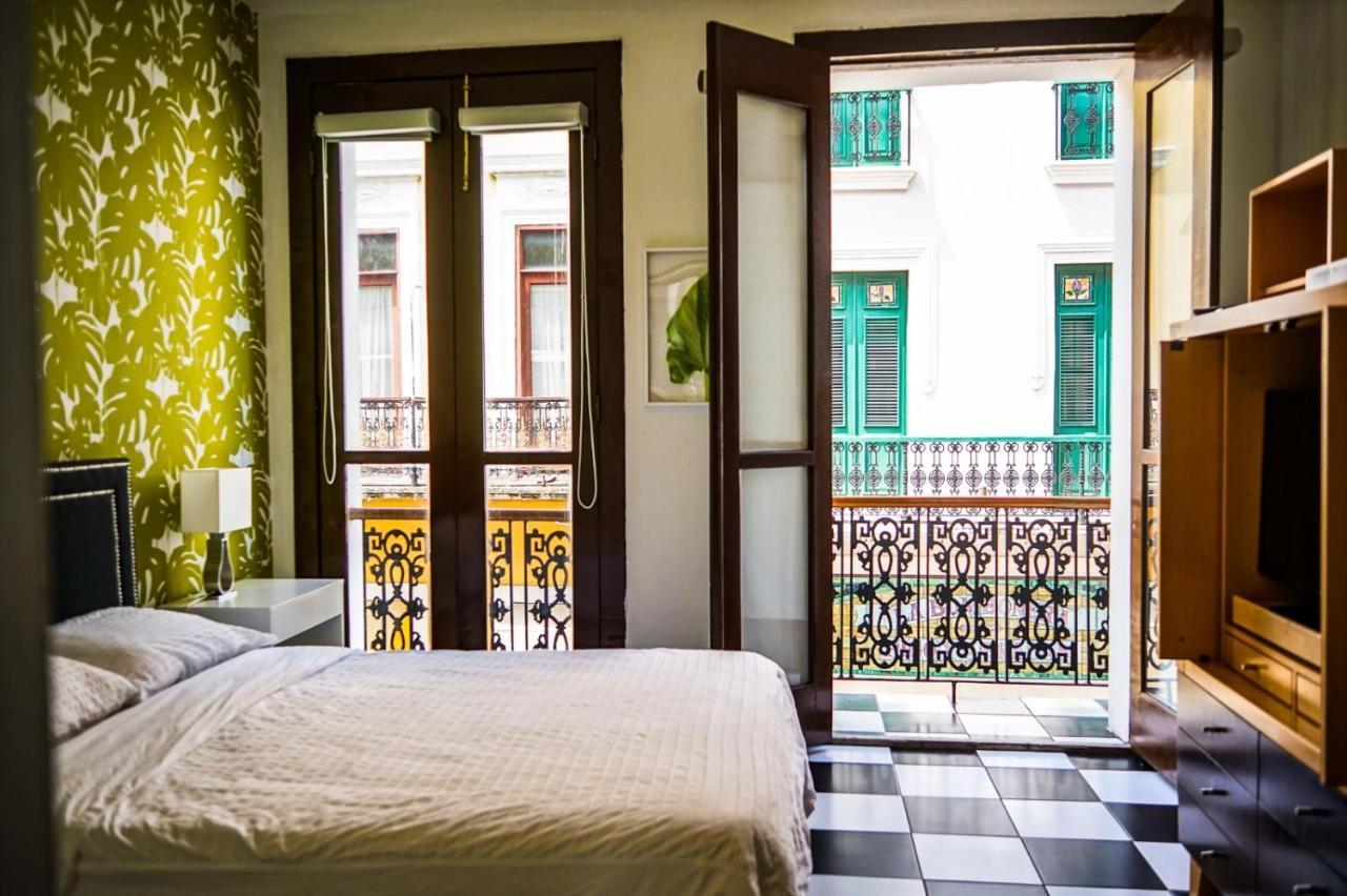 Navona Studios Inn