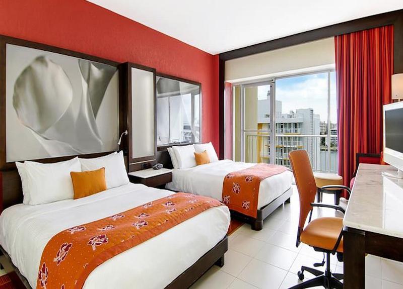 The Condado Plaza Resort 4*