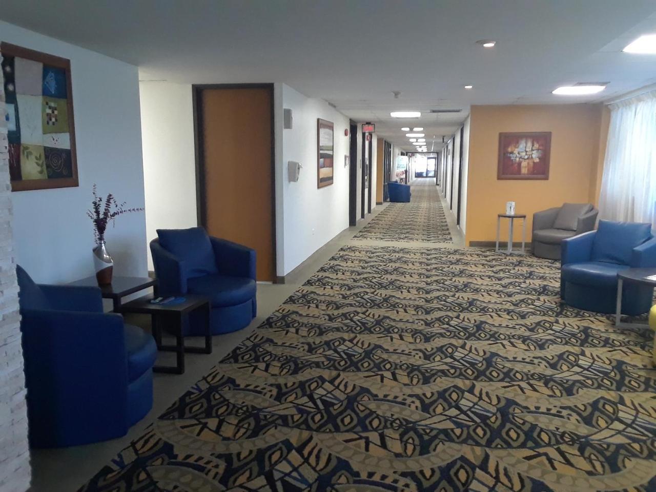 Howard Johnson By Wyndham Centro Cardiovascular Hotel 3*