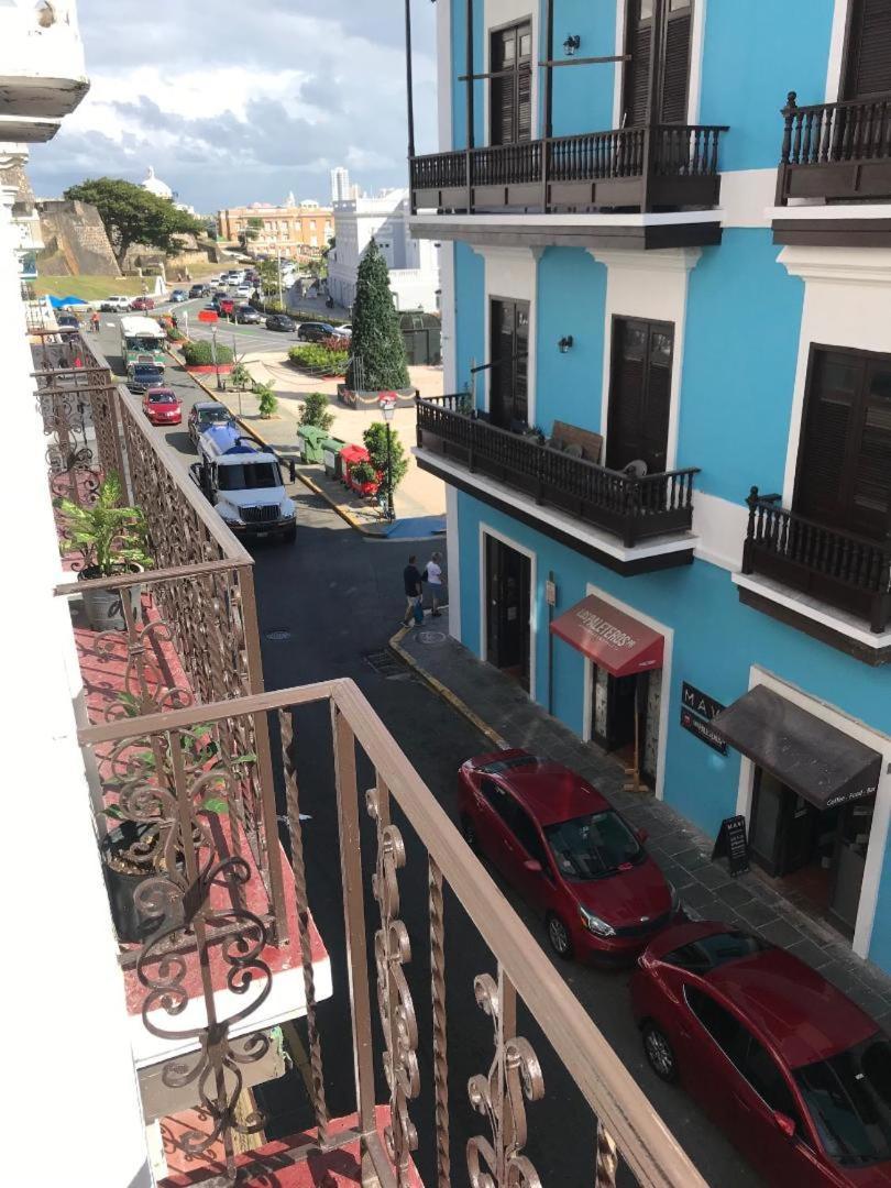 The Balconies Studio, The Marilyn & The Crystal At Casa Of Essence In Old Apartment San Juan