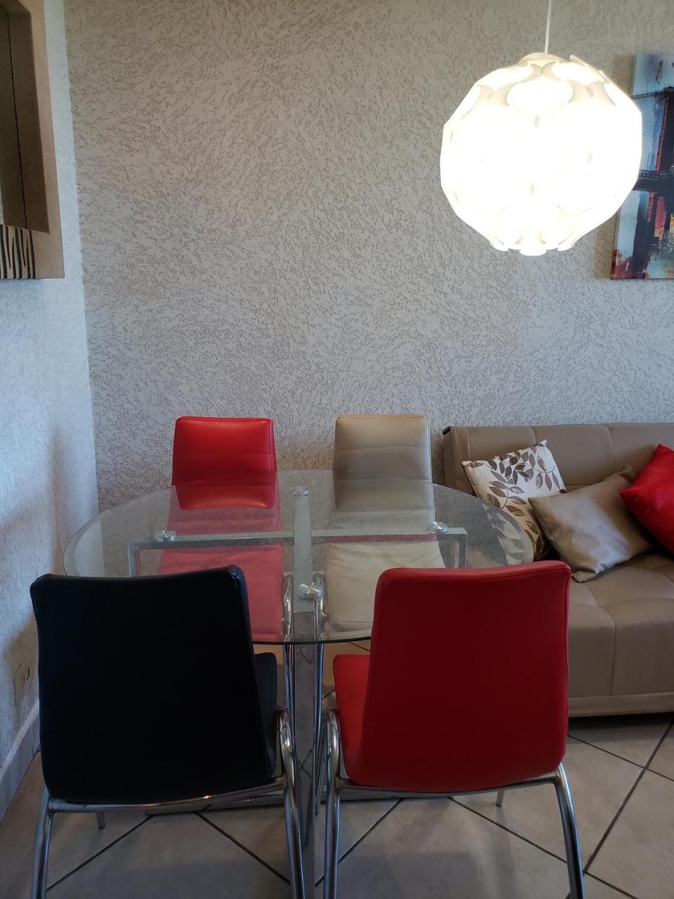 Apartment In San Juan, 4 Guests Max, 1 Br-1 Bth, Full Kitchen, Free Internet-parking *
