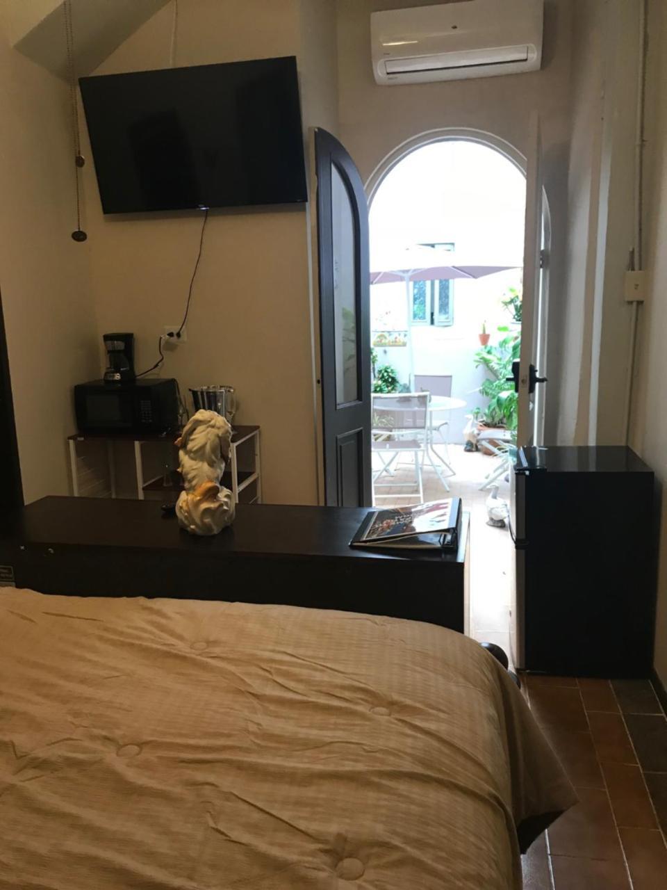 Apartment ★ Gorgeous Patio At Casa Of Essence Located In ♥ Of Old ★ San Juan