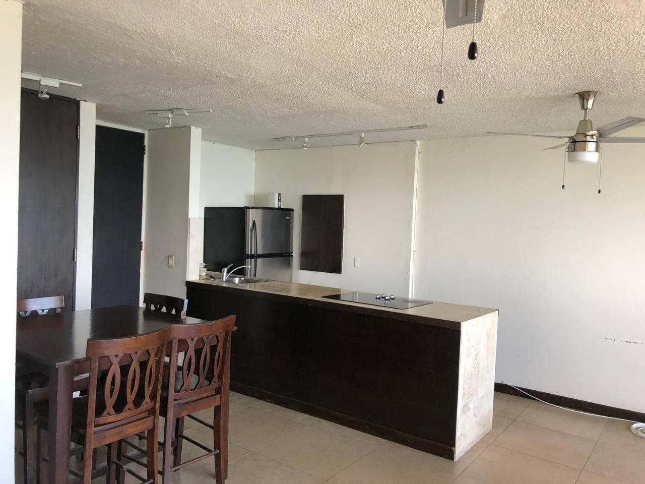 Condado Del Mar, 1479 Ashford Avenue Apartment