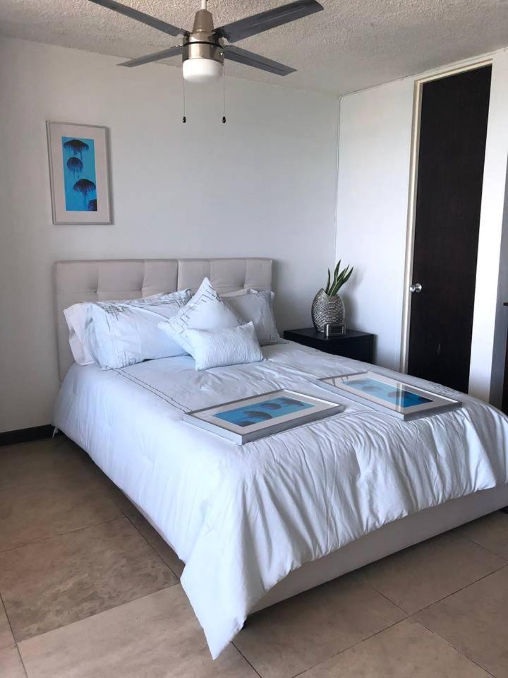 Condado Del Mar, 1479 Ashford Avenue Apartment