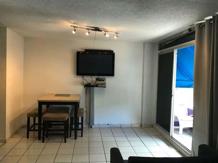 Non Stop Party Apartment San Juan